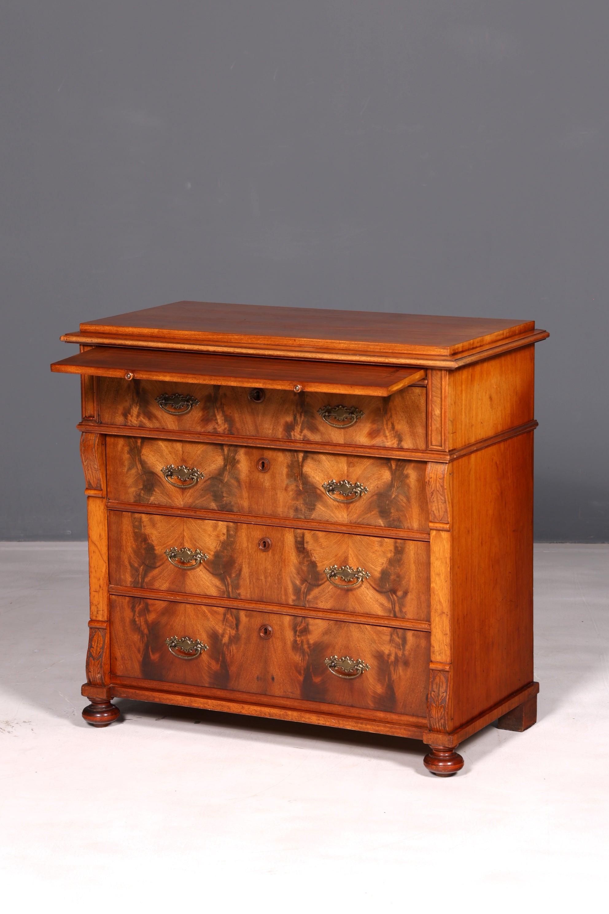 Beautiful Gründerzeit Louis Philippe antique chest of drawers, sideboard, drawer chest, linen chest, solid wood