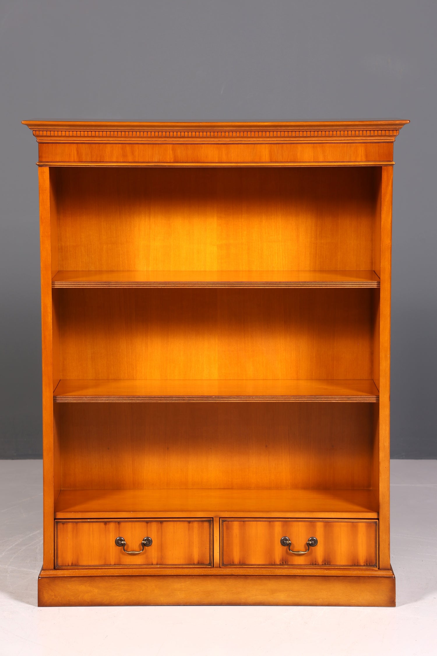 Wunderschönes Original Heldense Bücherregal Englisches Holz Bücher Ablage Leseregal