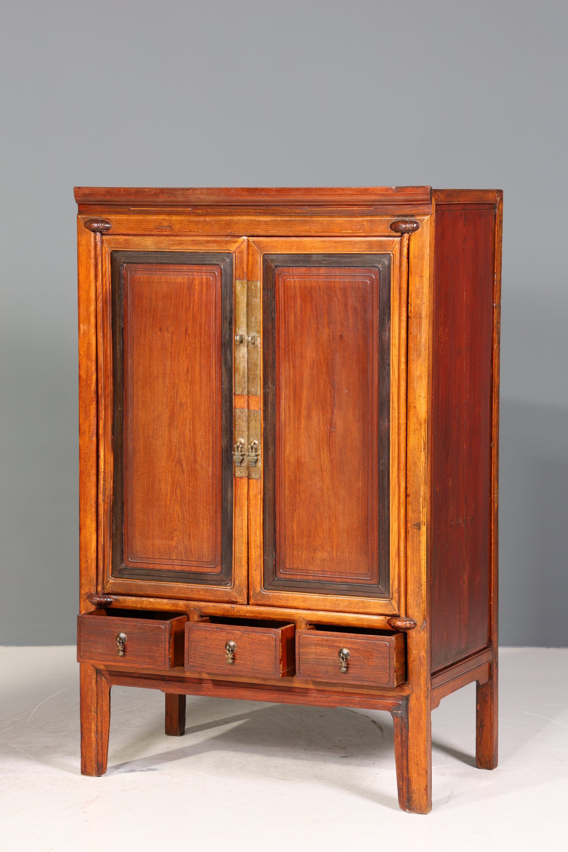 Wunderschöner Chinesischer Schrank China Kommode Asia Wäscheschrank Dielenschrank
