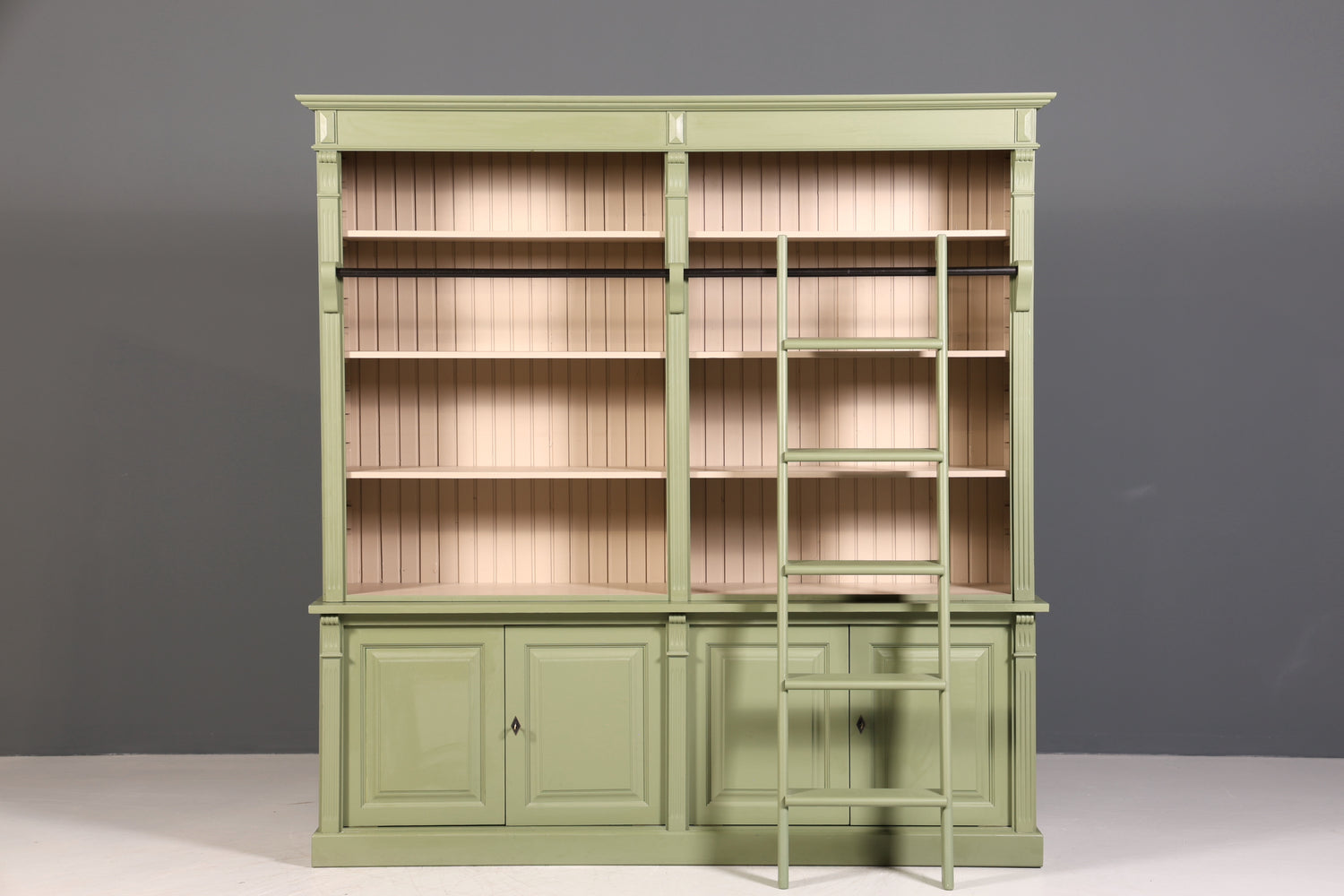 Traumhaftes XXL Landhaus Stil Bibliothek Bücherregal Schrank Antik Kolonial Stil Regal massiv Holz Buchablage