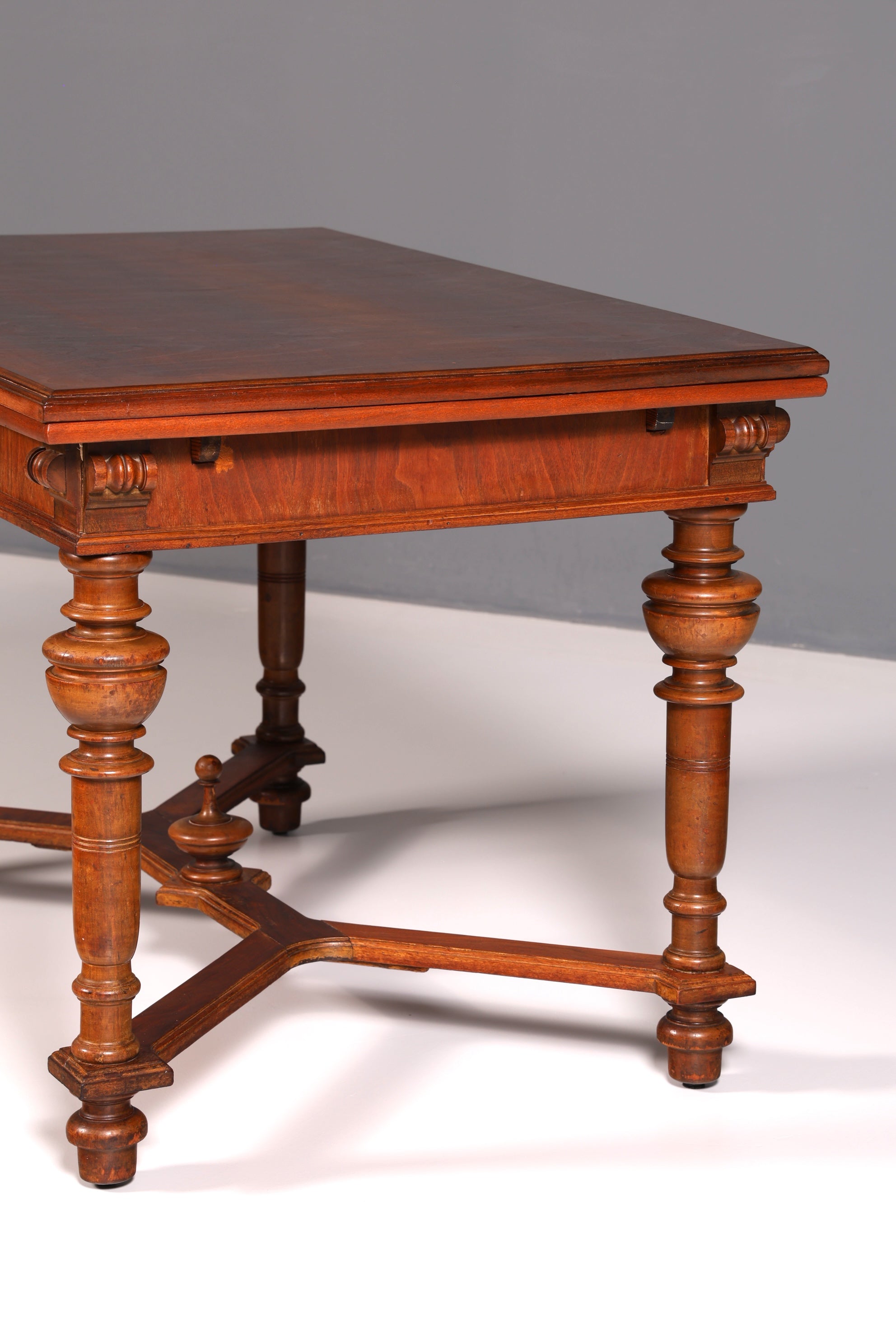 Wunderschöner Gründerzeit Esstisch Ausziehbar Massivholz Tafel Esszimmertisch Antik um 1880