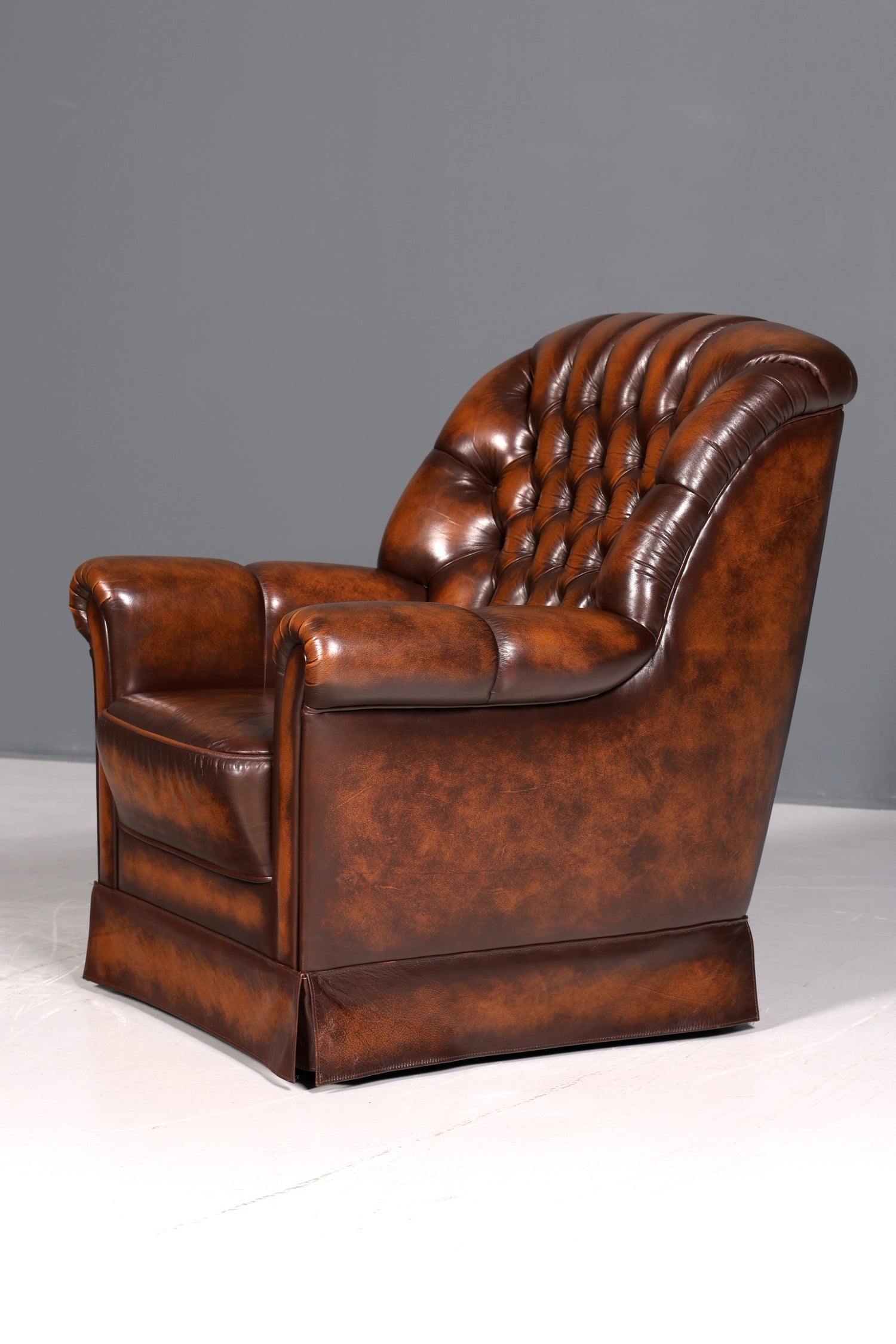 Stilvoller Original Chesterfield Sessel Englischer Armlehnsessel Englisch Herrensessel 1 von 3
