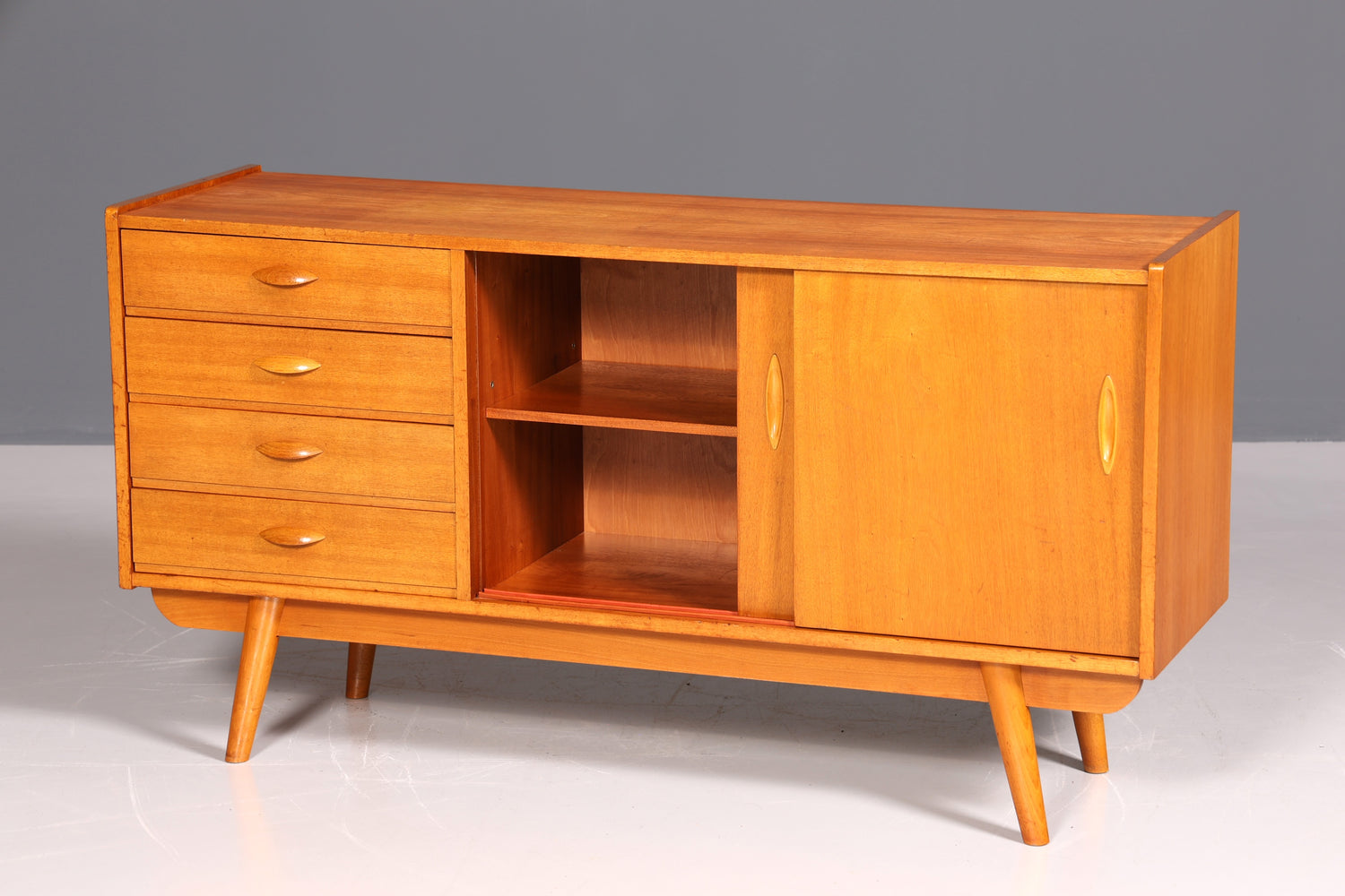 Traumhaftes Mid Century Sideboard Vintage Schrank Schiebetür Kommode TV Schrank 60s