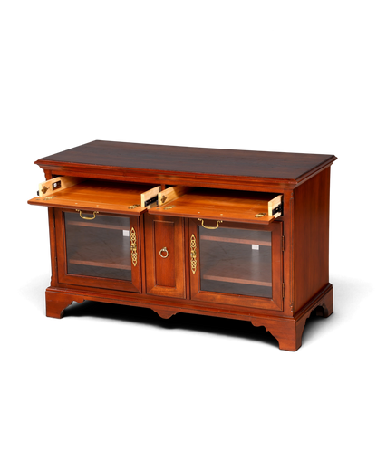 Hauptstadt Möblerei Sideboard aus dunklem Holz mit zwei Glastüren, Messingbeschlägen und ausziehbaren Schubladen