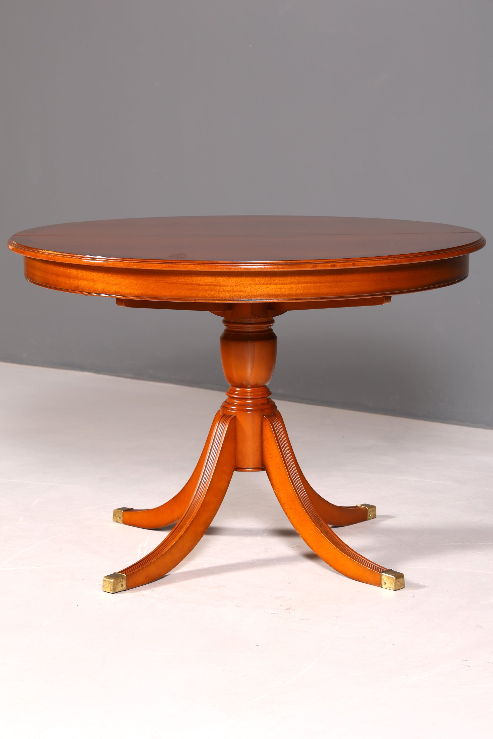 G094 Finish cm Wunderschöner Englischer Tisch ausziehbarer Esstisch Antik Stil 60s Küchentisch Eibe