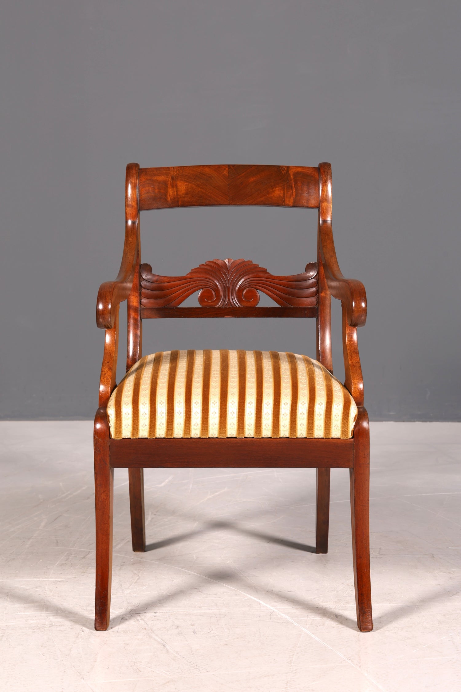 Wunderschöner Englischer Stuhl UK Küchenstuhl Antik Stil Sekretär Stuhl Polsterstuhl