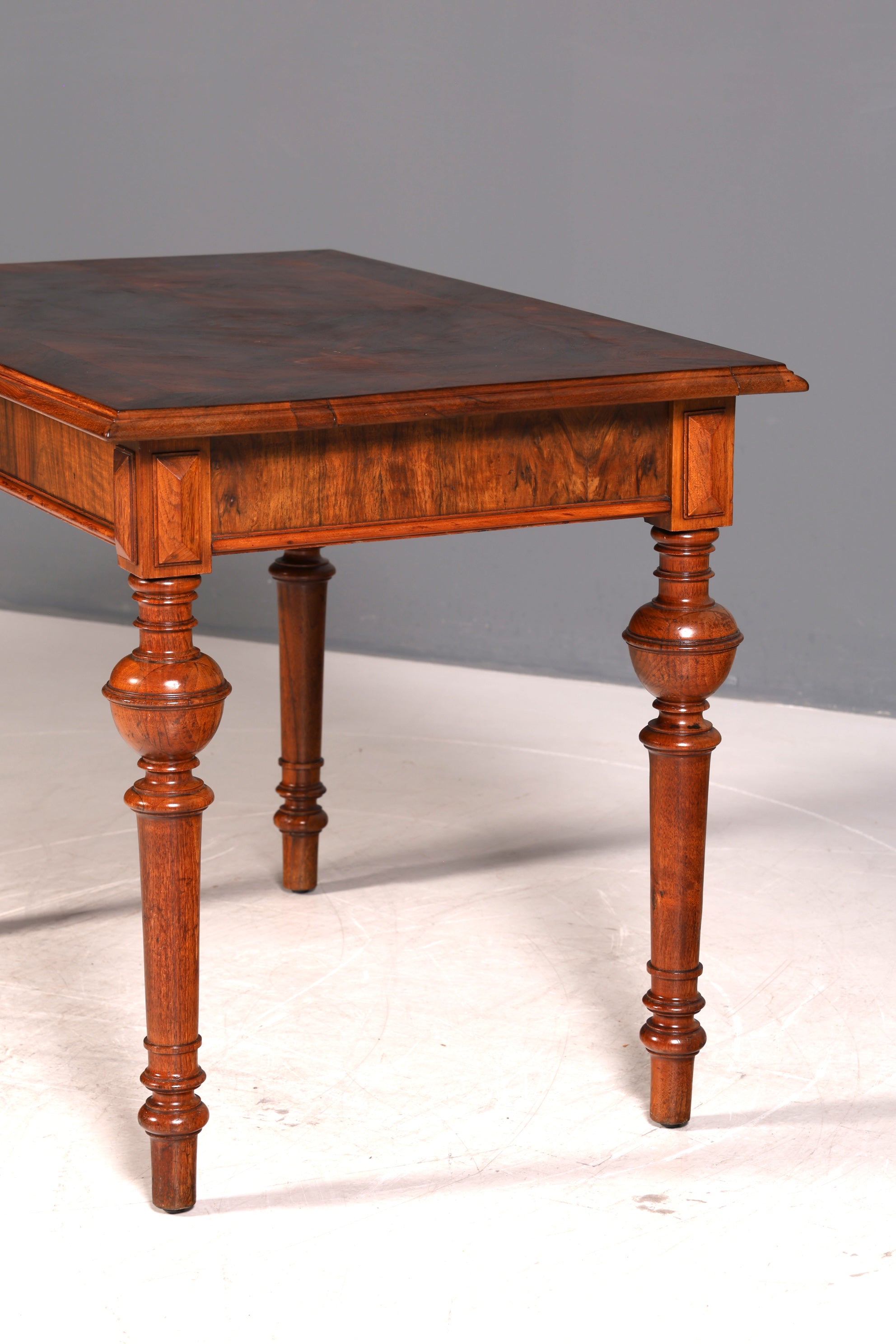 Antiker Gründerzeit Esstisch Esszimmertisch Massivholz Jugendstil Salon Tisch um 1890