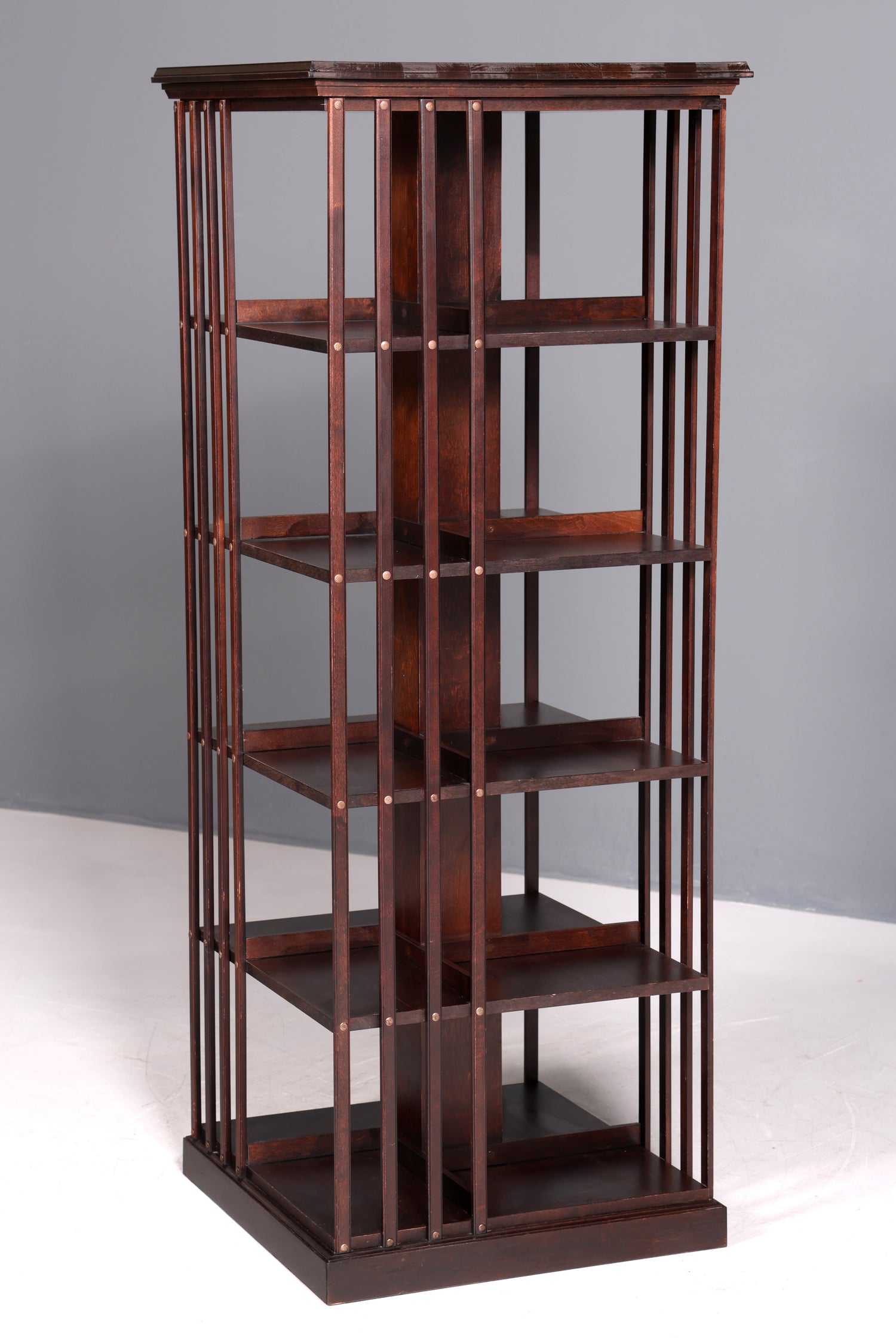 Traumhaftes Englisches drehbares Bücherregal UK Revolving Bookcase Regal