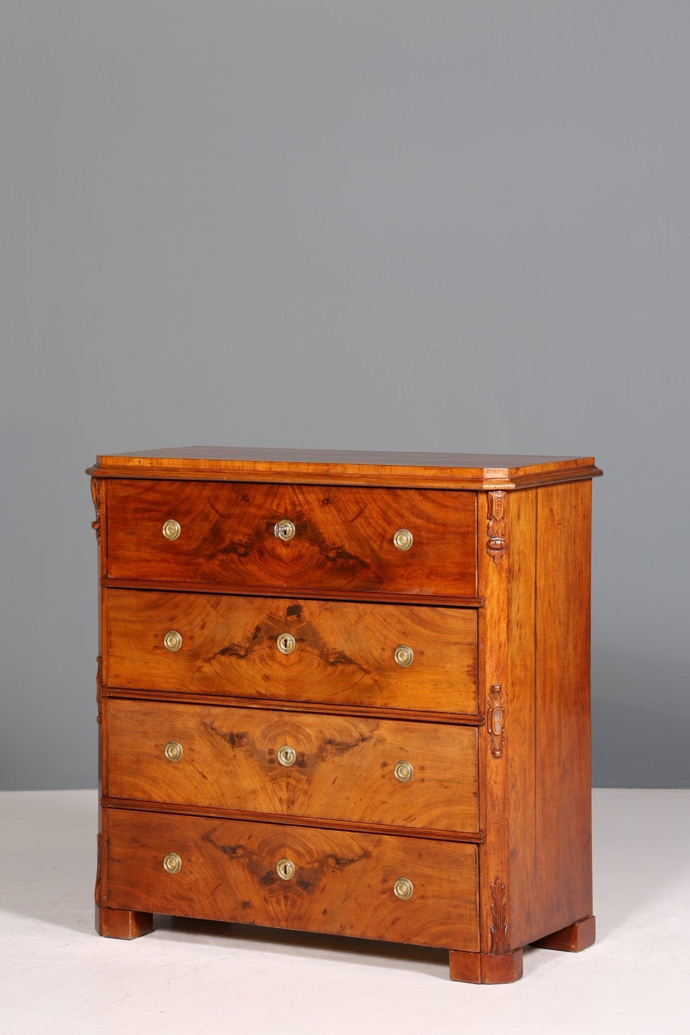 Beautiful Louis Philippe Secretary Vertiko Wilhelminian style walnut antique chest of drawers around 1880