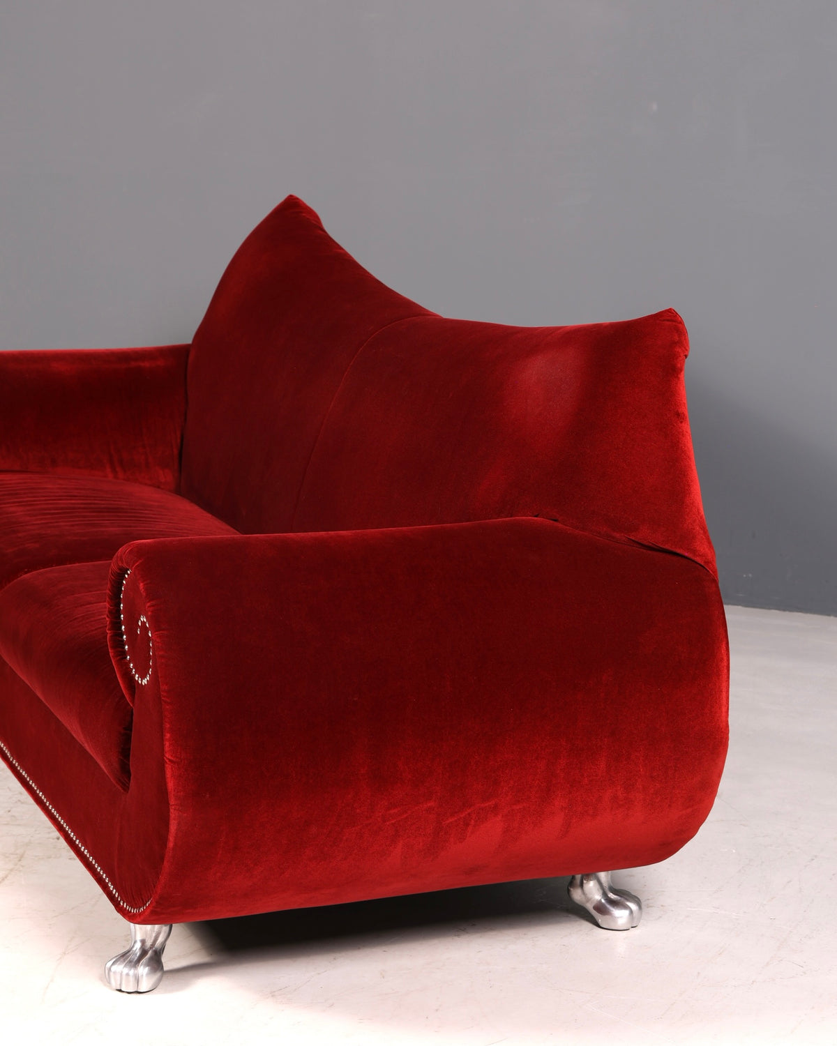 Opulentes Bretz Gaudi Rotes Samtsofa Designer Couch 3-Sitzer Sofa Barock Bordeaux Samt