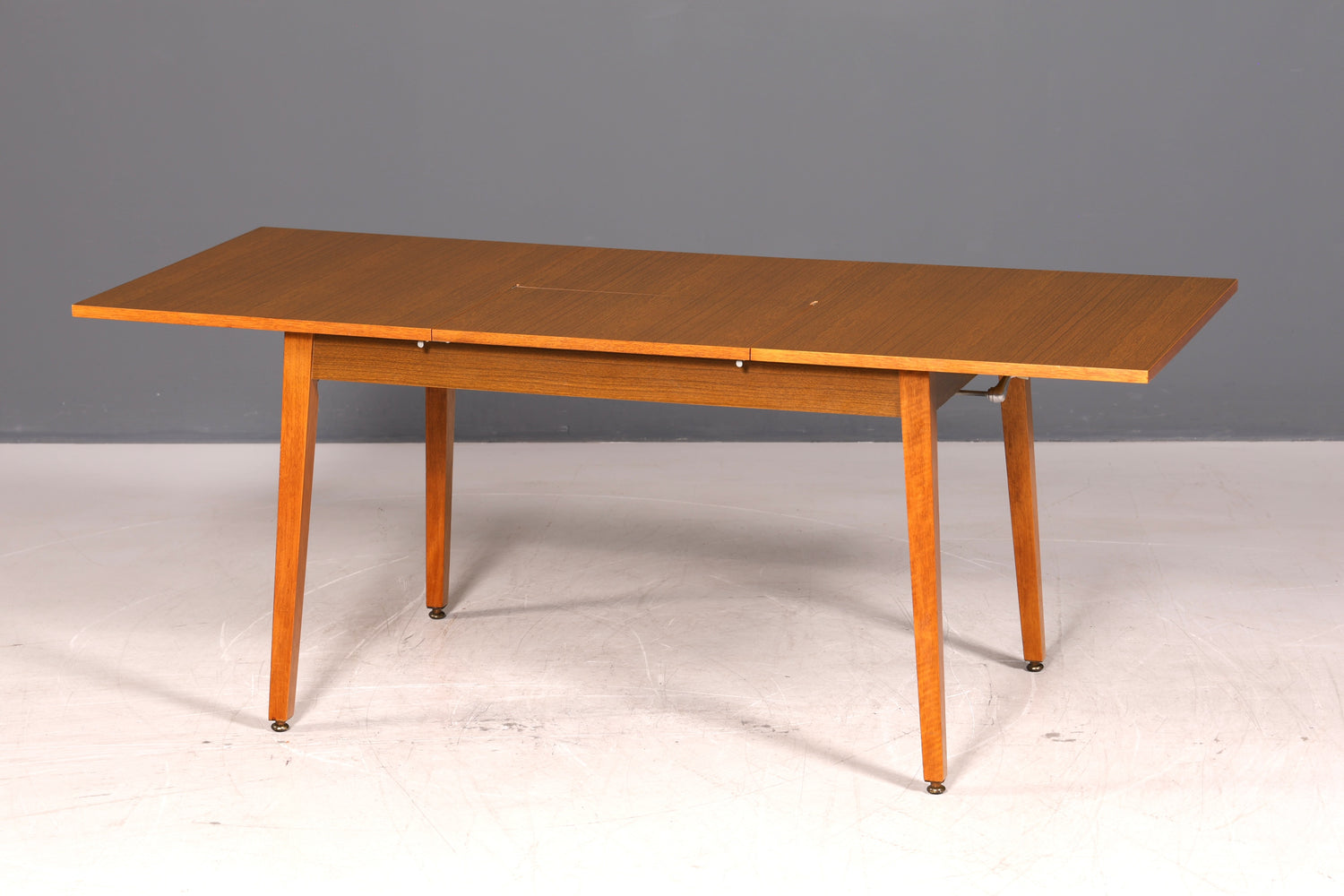 Wunderschöner Mid Century Küchentisch Vintage Tisch ausziehbar und höhenverstellbar