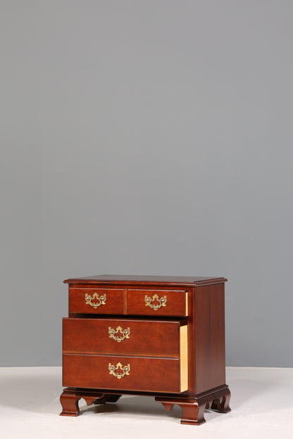Stilvolle Kommode der Marke Drexel Heritage USA Antik Stil Nachttisch Schrank