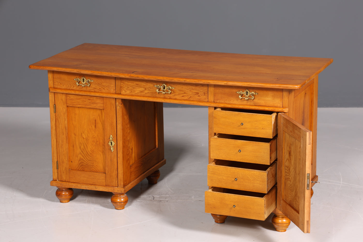 Traumhafter Jugendstil Schreibtisch Gründerzeit Bürotisch echt Holz Desk Office Table