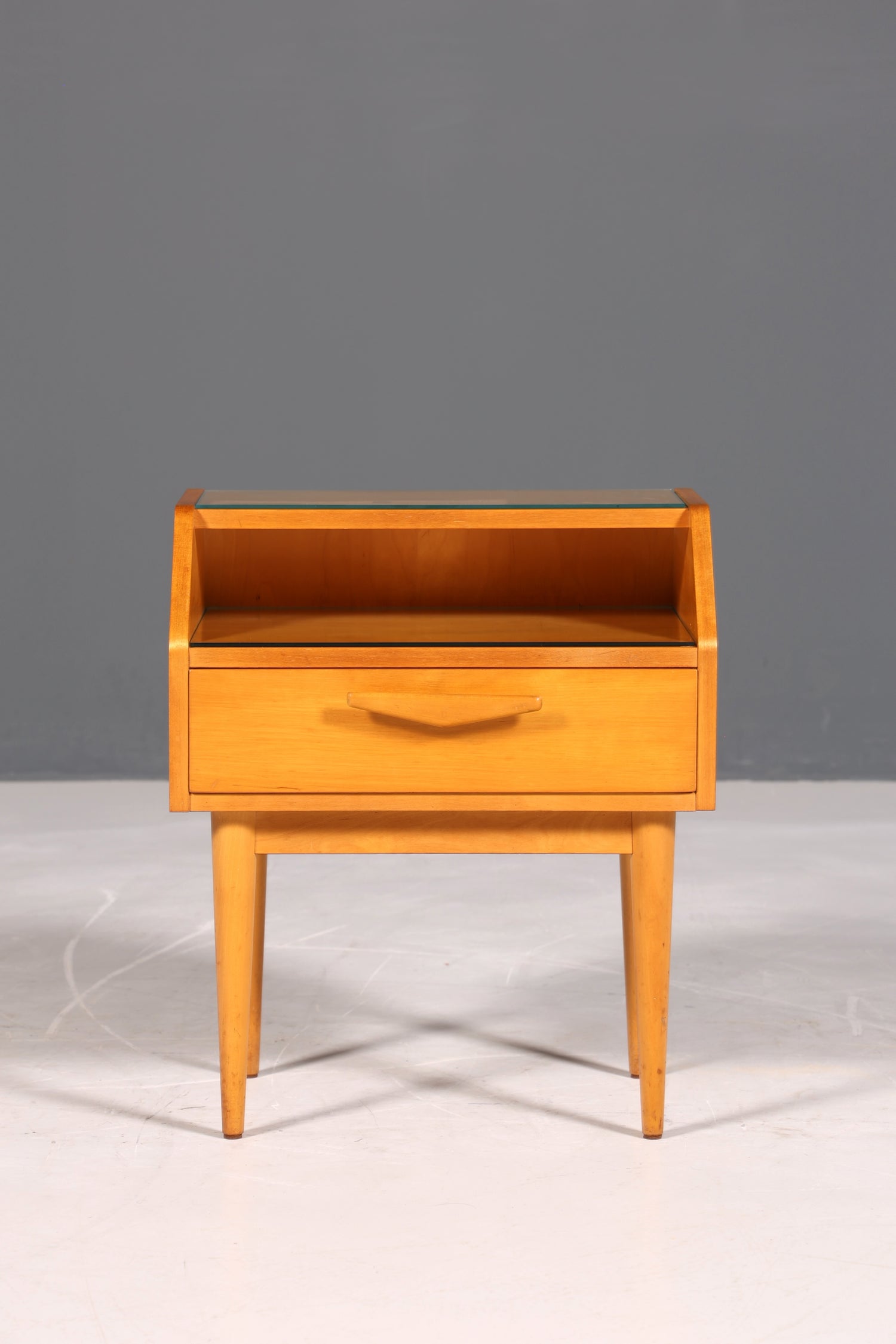 Schlichte Hellerau Kommode Mid Century Nachttisch echt Holz Beistelltisch VEB Möbel 1 von 2