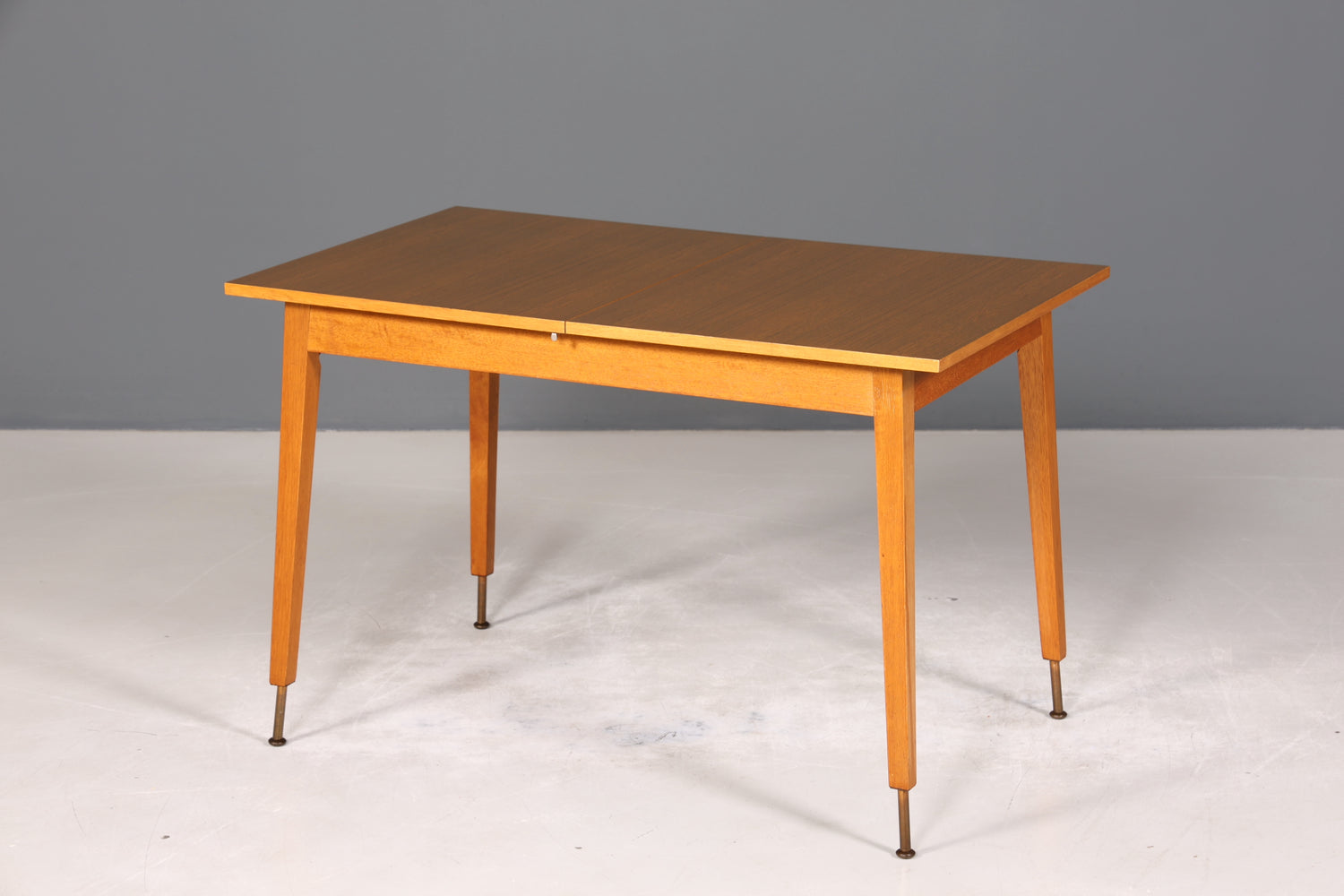 Traumhafter Mid Century Küchentisch Vintage Tisch ausziehbar und höhenverstellbar Esszimmer Tisch VEB