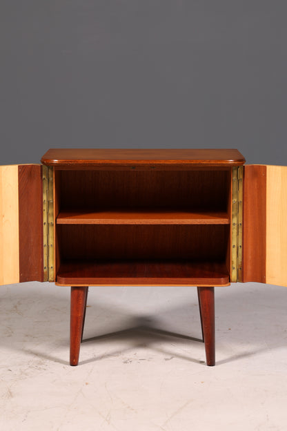 Beautiful mid-century chest of drawers, vintage bedside table, 1960s side cabinet, retro, real wood
