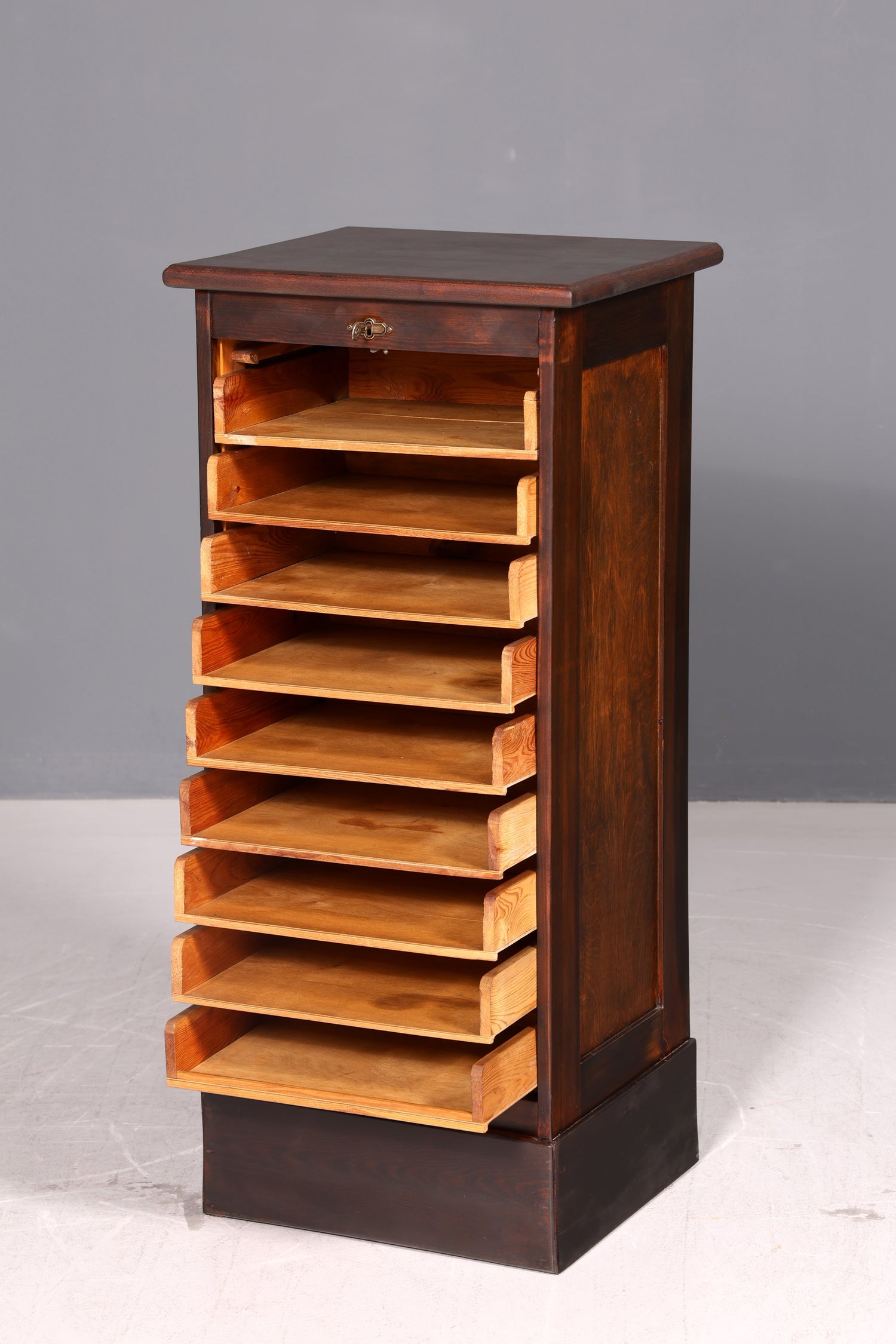 Schlichter Bauhaus Rollladenschrank Jalousieschrank Aktenschrank Art Deco Büroschrank Antik Vintage