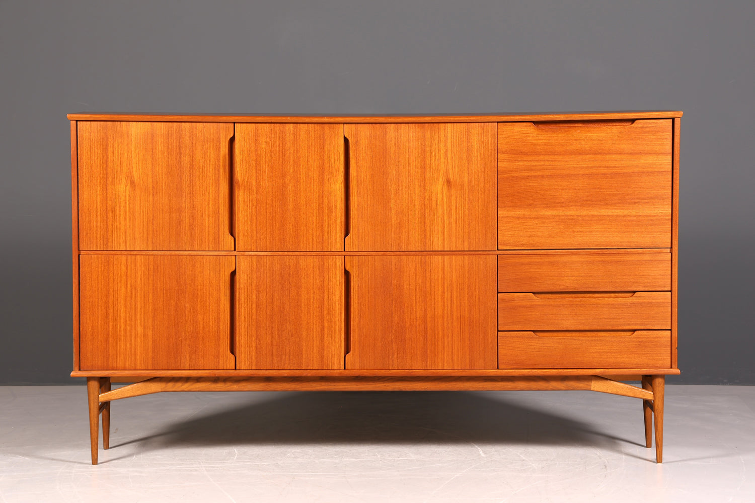 G046 Finish Wunderschönes Mid Century Highboard echt Holz Schrank Büro Kommode 60er Jahre