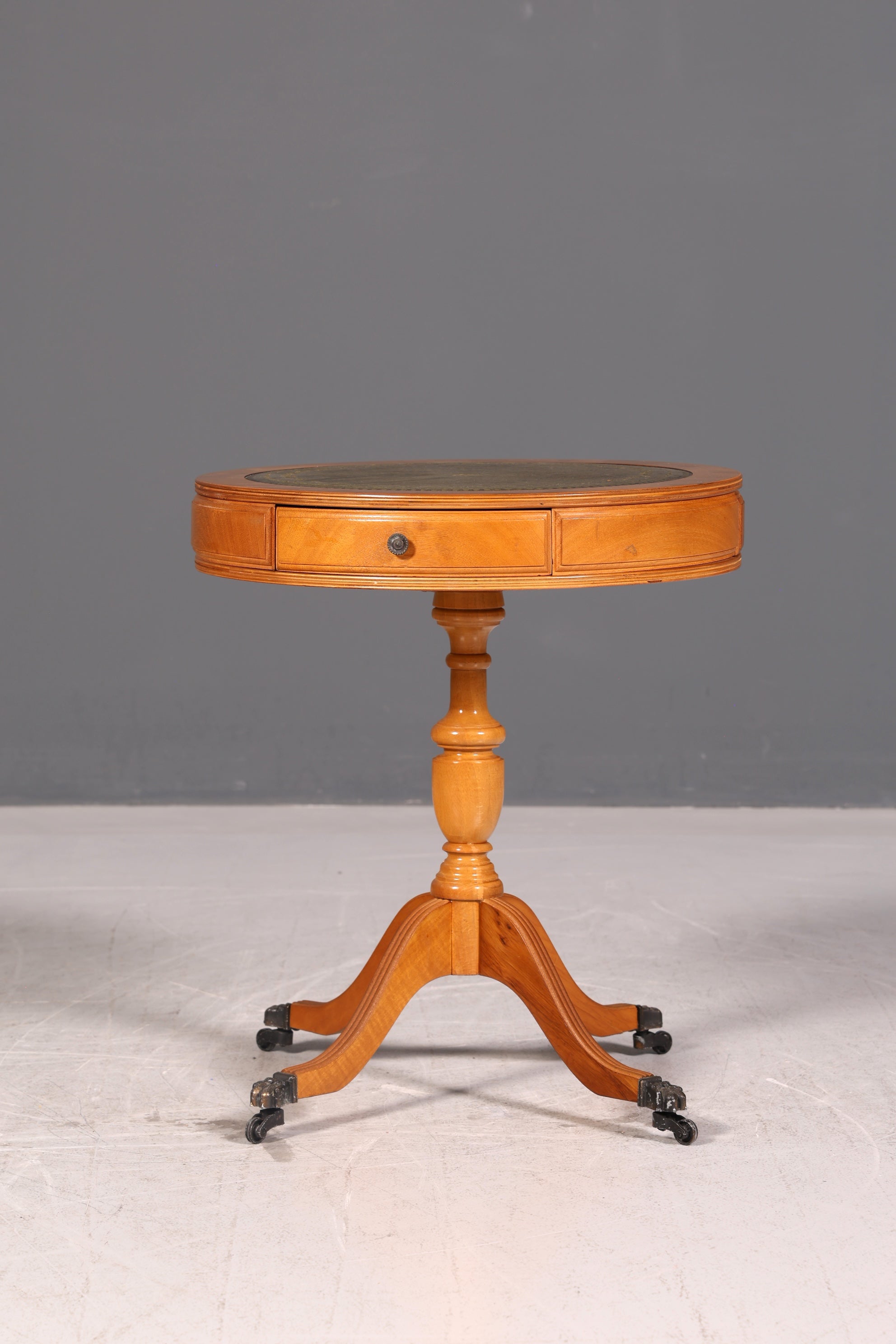 Wunderschöner Englischer Trommeltisch Beistelltisch Eibe Regency Echt Lederauflage Drum Table Ablagetisch Antik Vintage