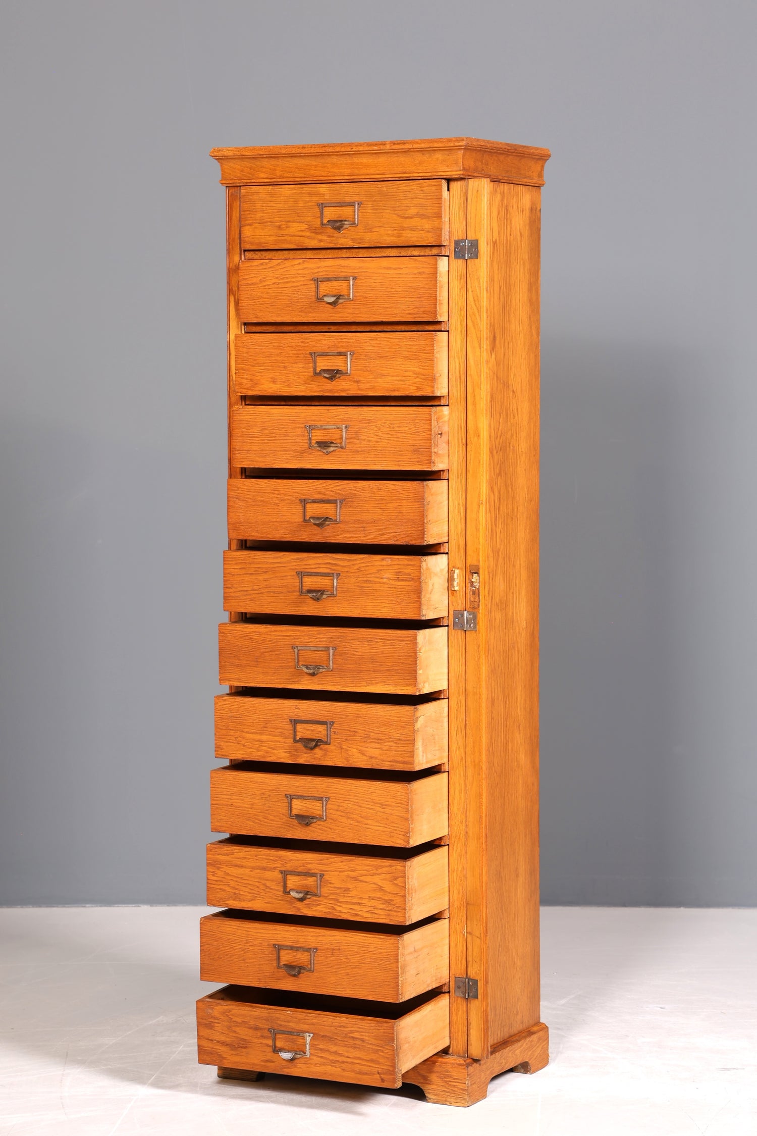 Wunderschöne Mid Century Kommode Bauhaus Vertiko Apothekerschrank Art Deco Büro Aktenschrank