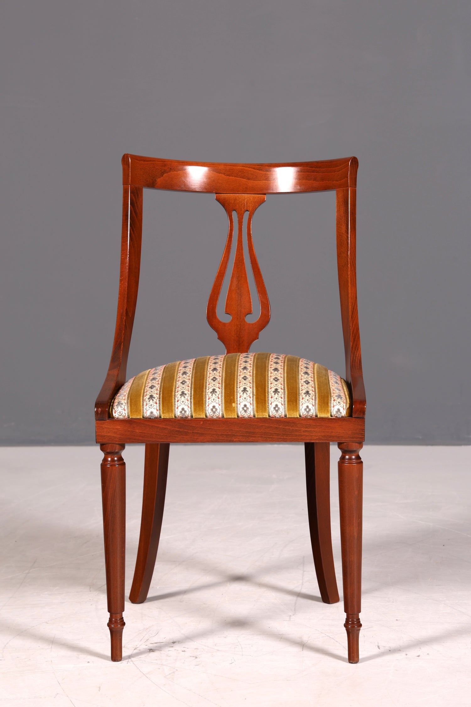 Wunderschöner Englischer Stuhl UK Küchenstuhl Antik Stil Sekretär Stuhl Polsterstuhl