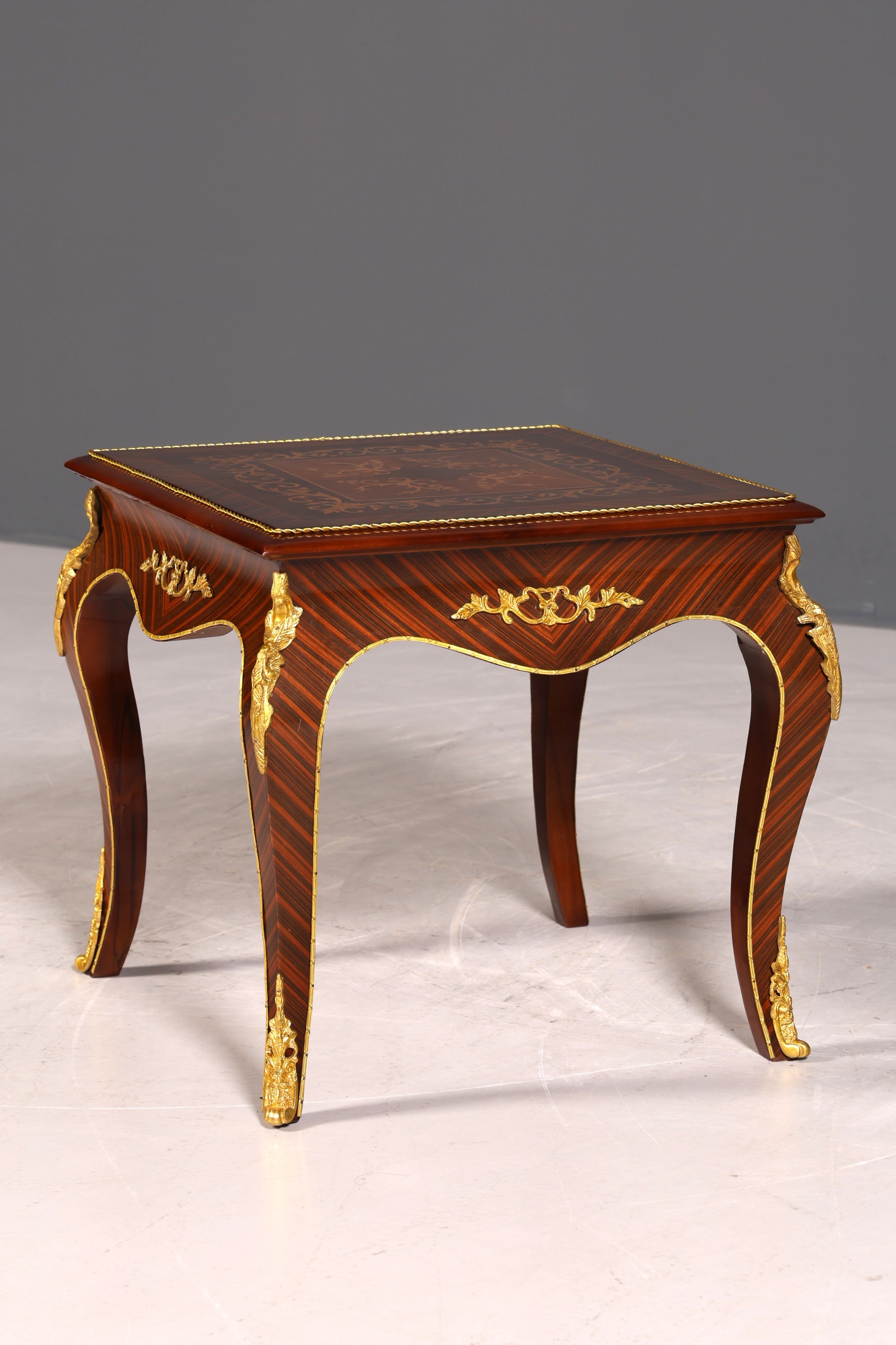 Wunderschöner Barock Stil Louis XV Couchtisch Antik Stil Ablagetisch Beistelltisch