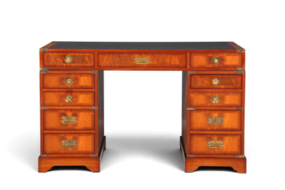 Hauptstadt Möblerei maritimer Military Chest Schreibtisch aus Holz mit schwarzer Lederauflage und Messingbeschlägen