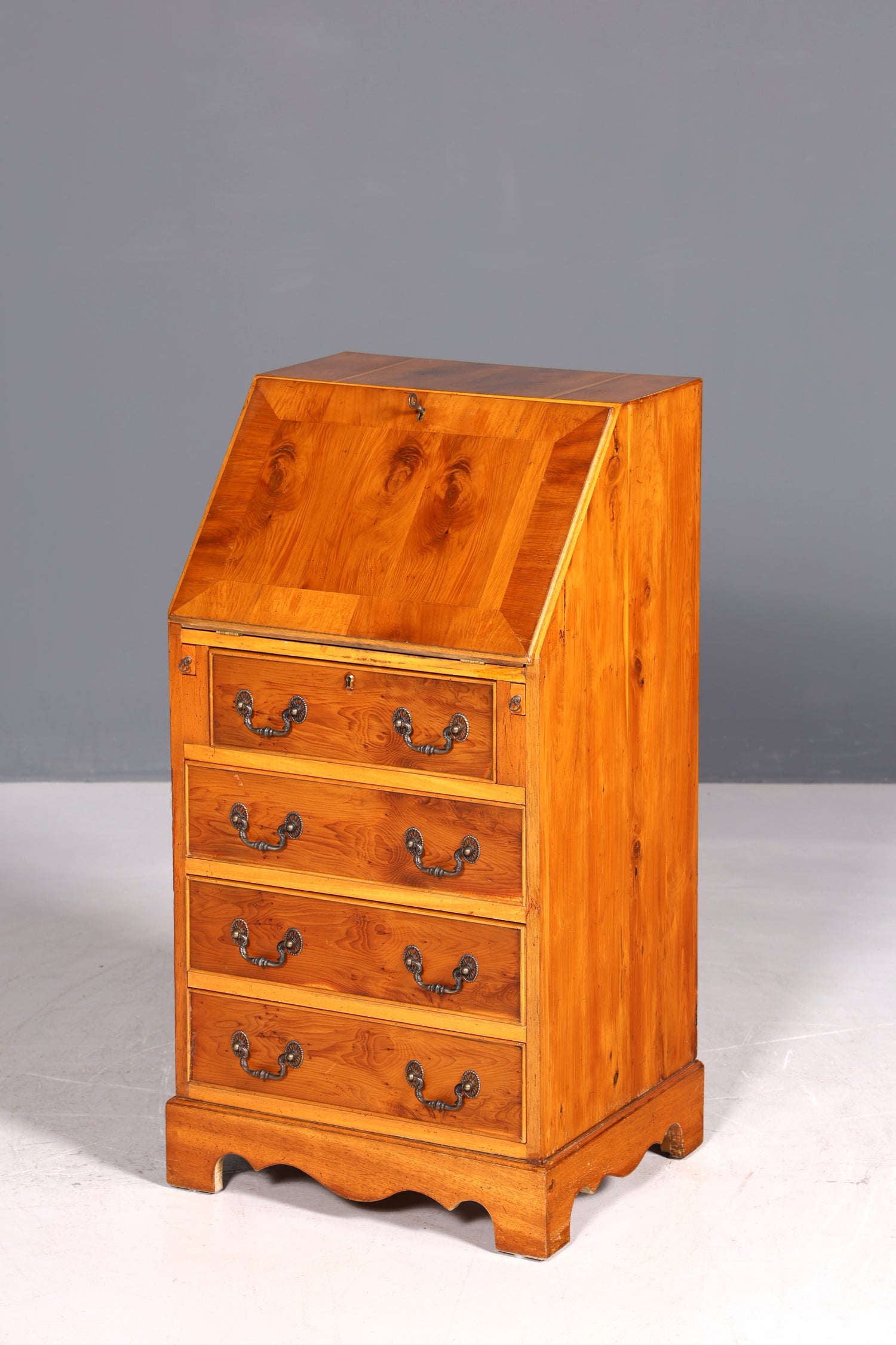 Schlichter Englischer Sekretär Englisch Schreibtisch Desk Bürotisch echt Lederauflage 60s Office Table