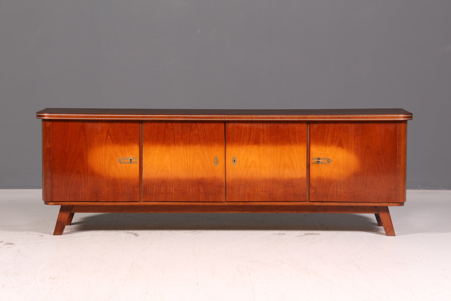 Wunderschönes Mid Century Sideboard Vintage Longboard TV Kommode Schrank Vintage Lowboard 60s Holz