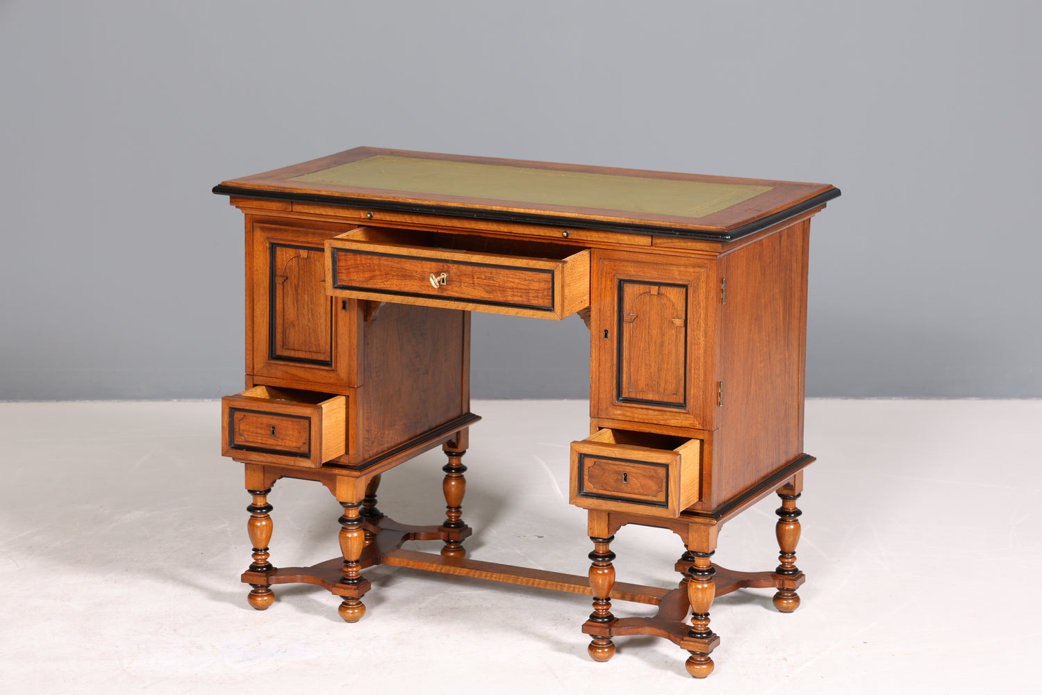 Traumhafter Gründerzeit Schreibtisch Jugendstil Eiche Bürotisch echt Leder Antik Office Desk