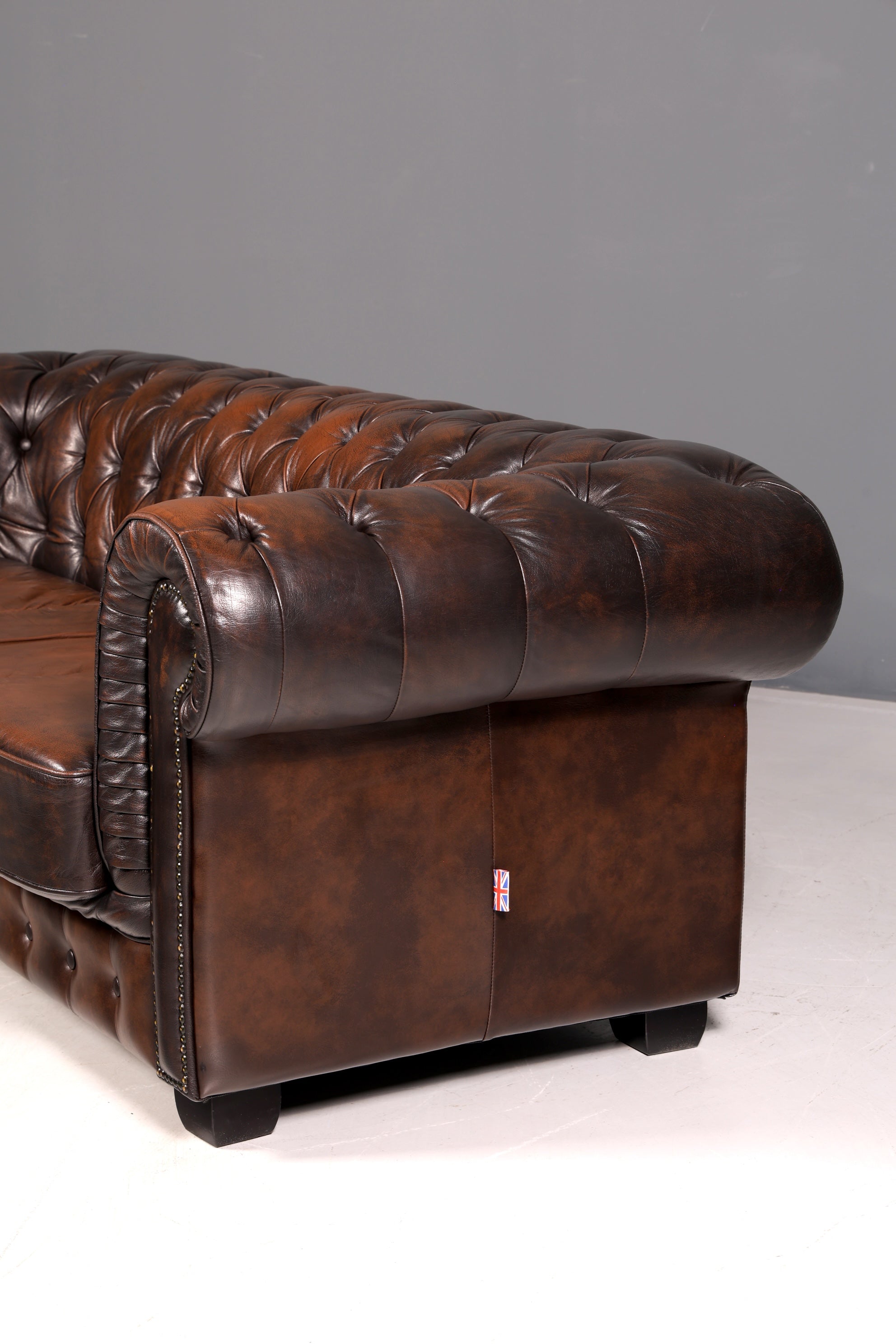Wunderschönes Original Chesterfield Sofa 3-Sitzer Echt Leder Couch Englisch Ledersofa Vintage