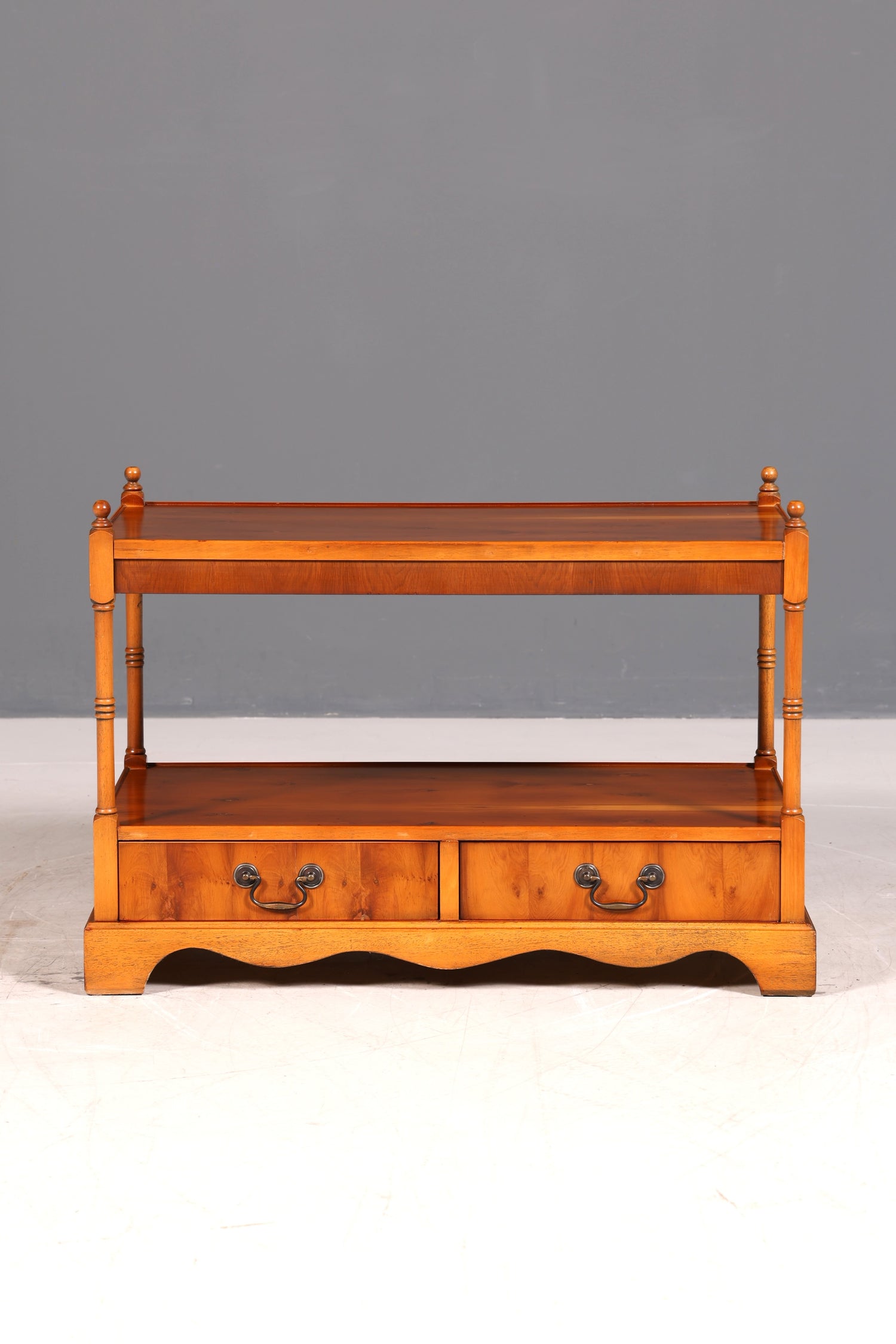 Wunderschöner Englischer Couchtisch Regency Stil Antik Ablagetisch Beistelltisch Schubladen Holz