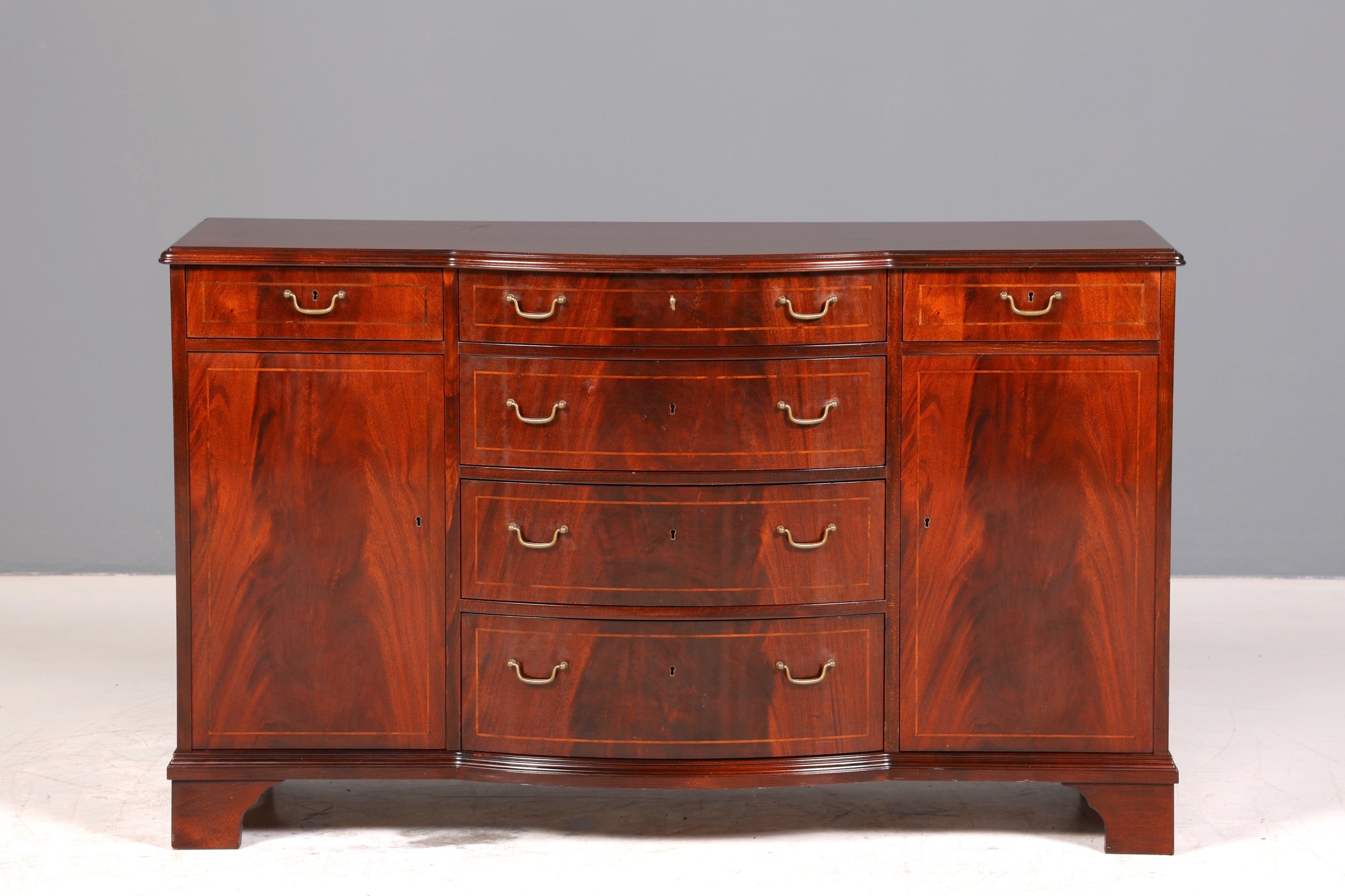 Wunderschönes Englisches Sideboard Mahagoni Schrank Antik 60s Buffetschrank Kommode 1 von 2