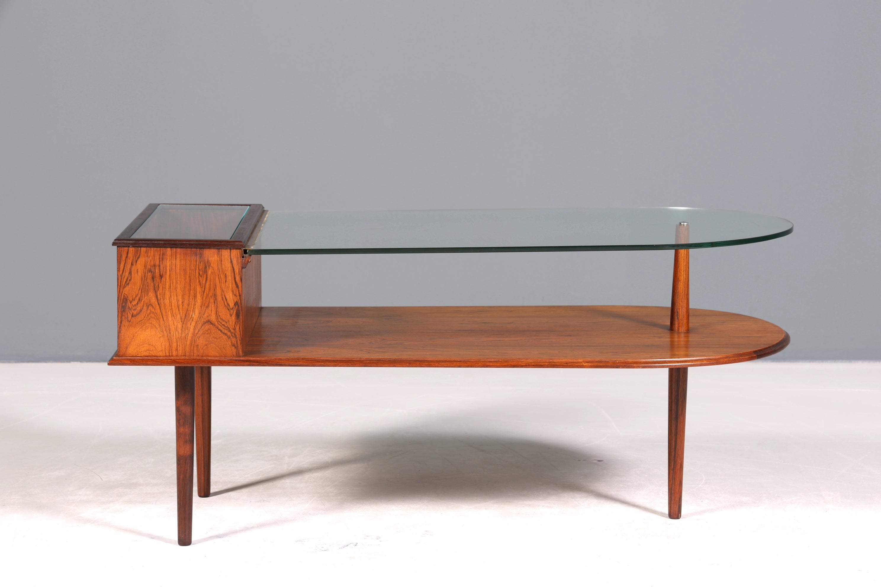 Wunderschöner Mid Century Couchtisch designed by Johannes Andersen Retro Ablagetisch Glastisch Made in Denmark Tisch
