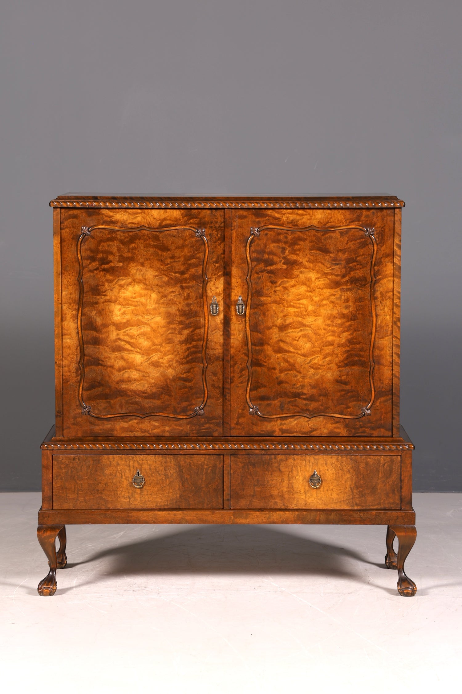 G365 Finish Stilvoller Original Art Deco Schrank Vertiko Sideboard um 1930 Highboard Kommode (Kopie)