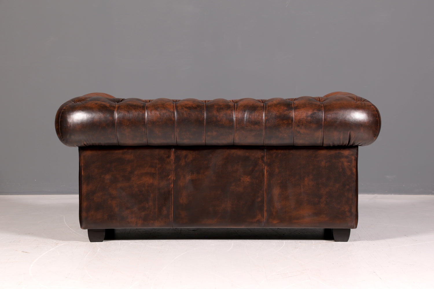 Wunderschönes Original Chesterfield 2-Sitzer Sofa Echt Leder Englische Couch England Polstersofa Antik Vintage Ledersofa