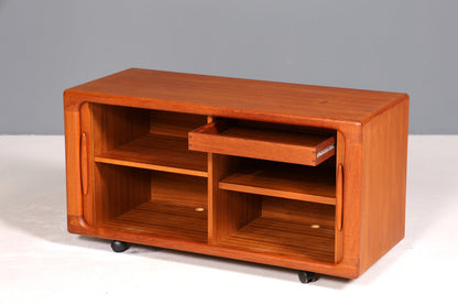 Wunderschöner Mid Century Schrank Original Dyrlund Sideboard Danish Design Teak Holz TV Schrank 60s