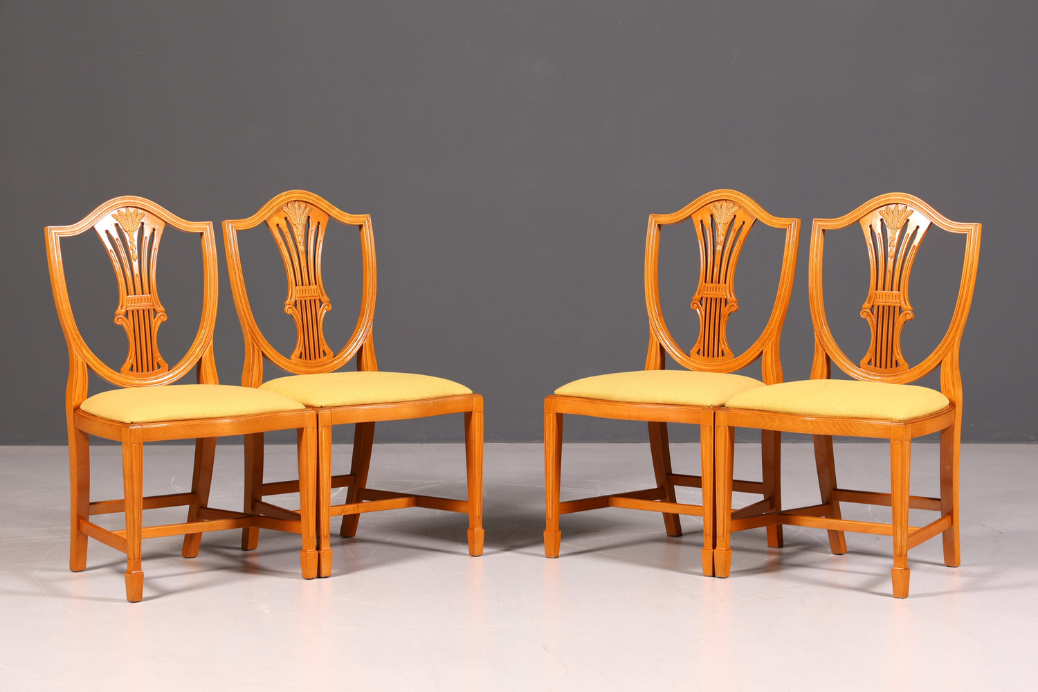 4x Edle Englische Stühle Englisch Dining Chairs Antik 60er Jahre Regency Küchenstühle Stuhlset