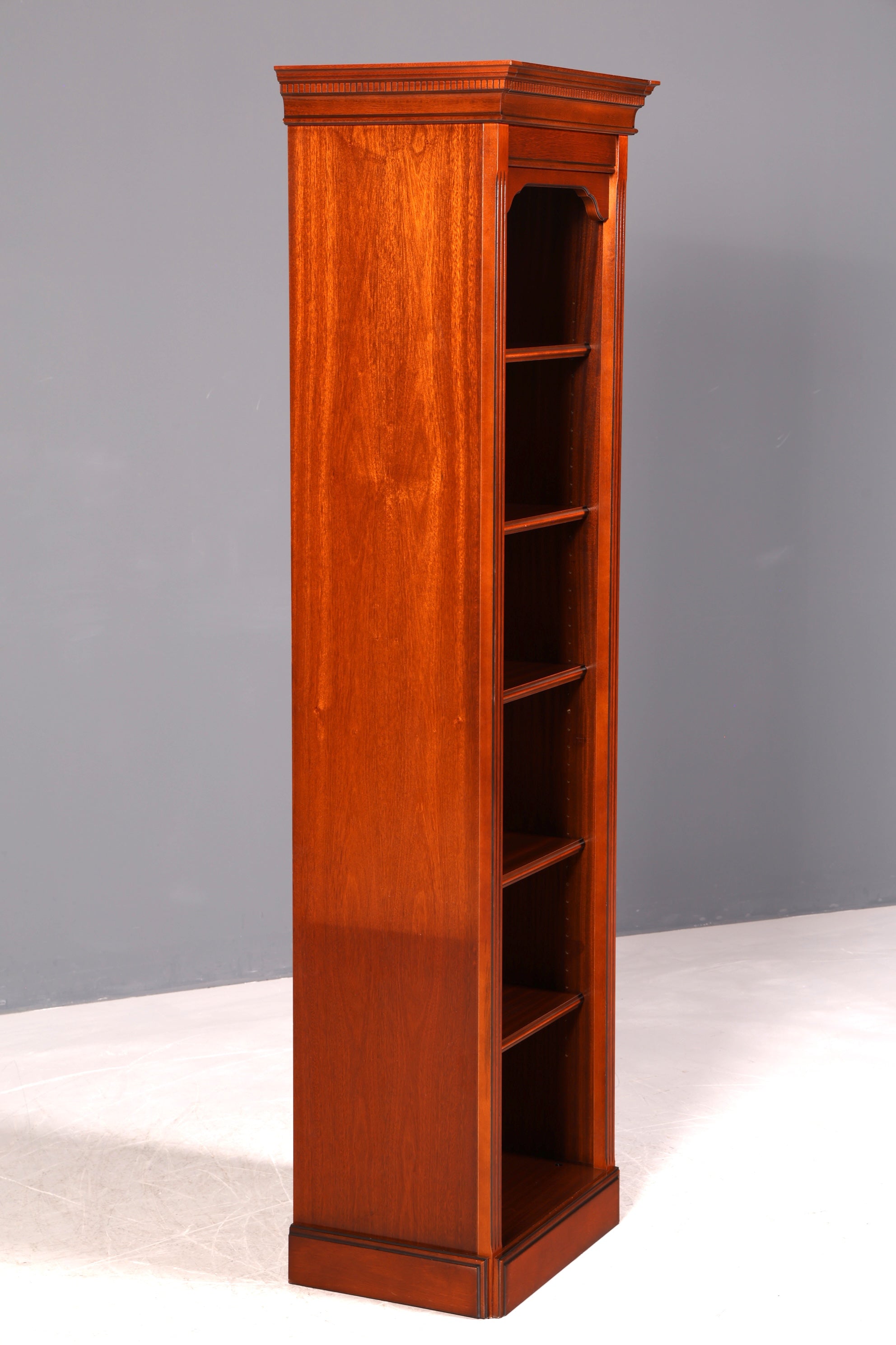 G066 Finish cm Wunderschönes Englisches Bücherregal Antik Regal Bookshelf Buchablage 60s