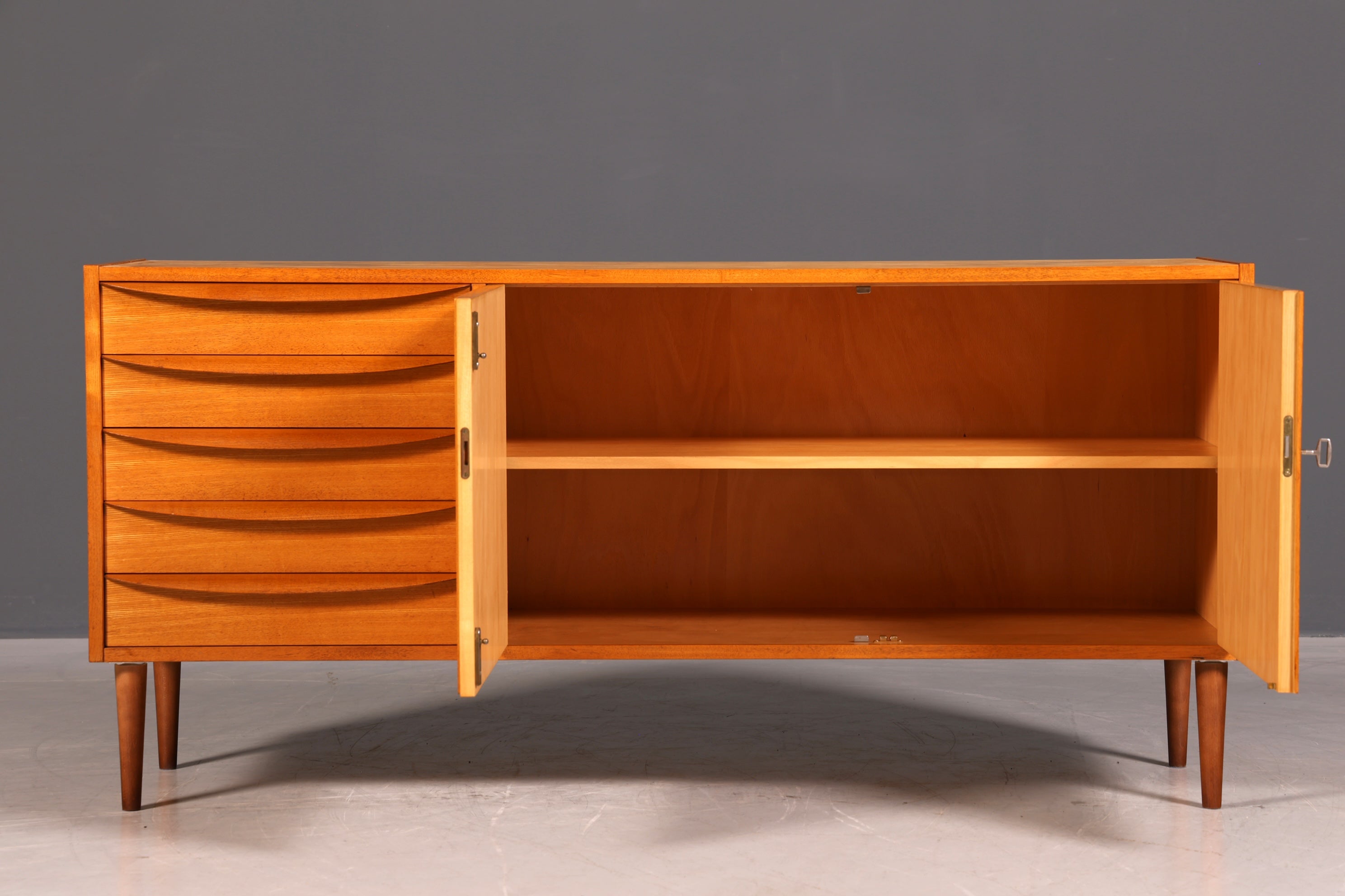 Wunderschönes Original Hellerau Sideboard Franz Ehrlich 602 TV Schrank Mid Century Kommode