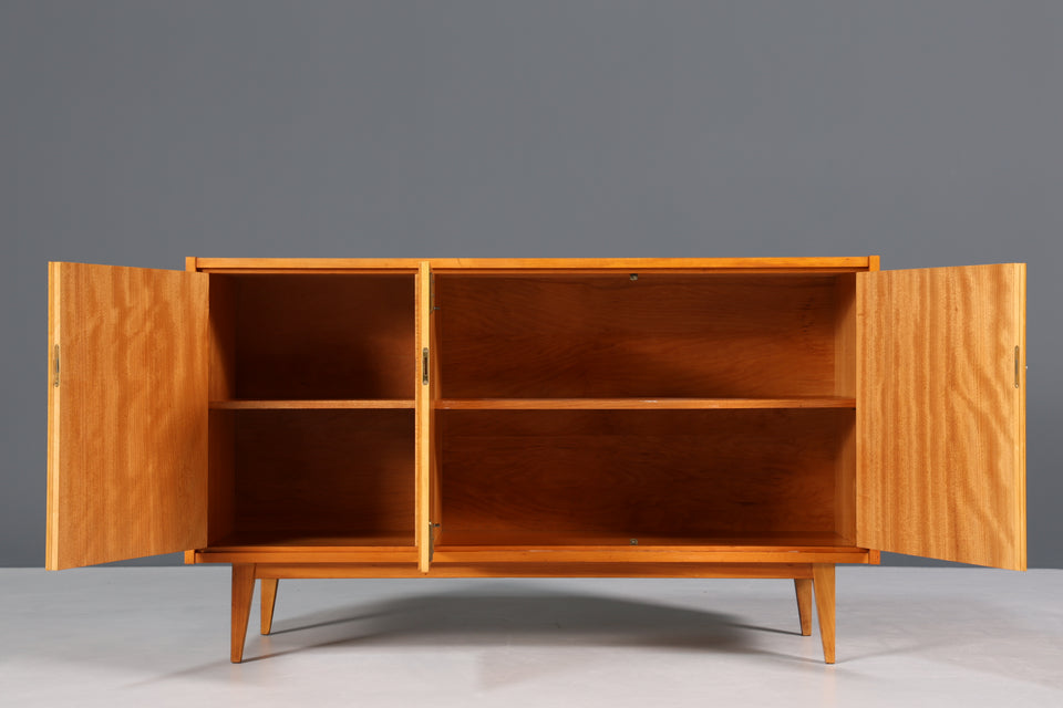 Schlichte Mid Century Sideboard Vintage Kommode