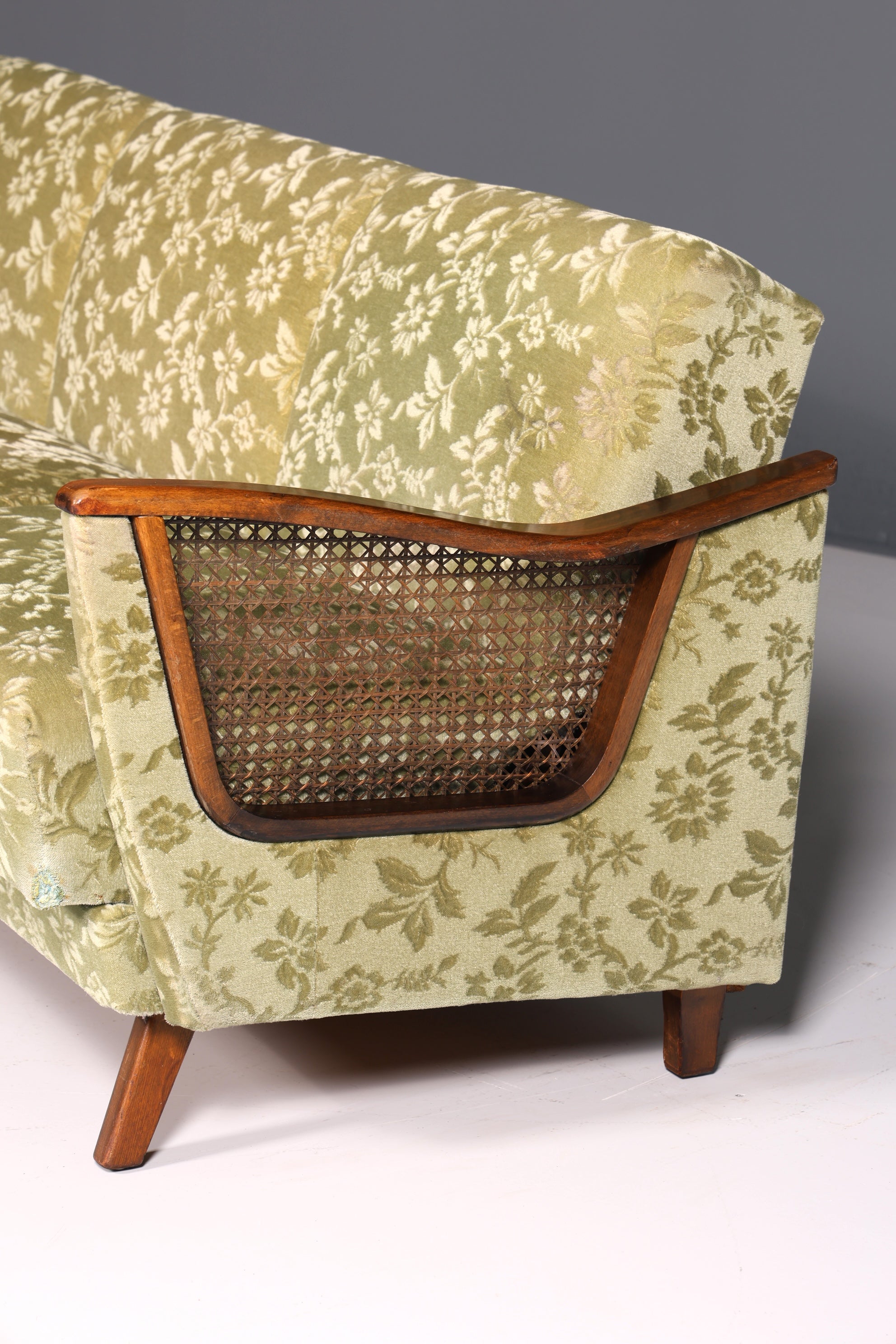 Wunderschönes Chippendale Sofa Barock Stil Wiener Geflecht Schlafsofa 3-Sitzer Couch Gästebett