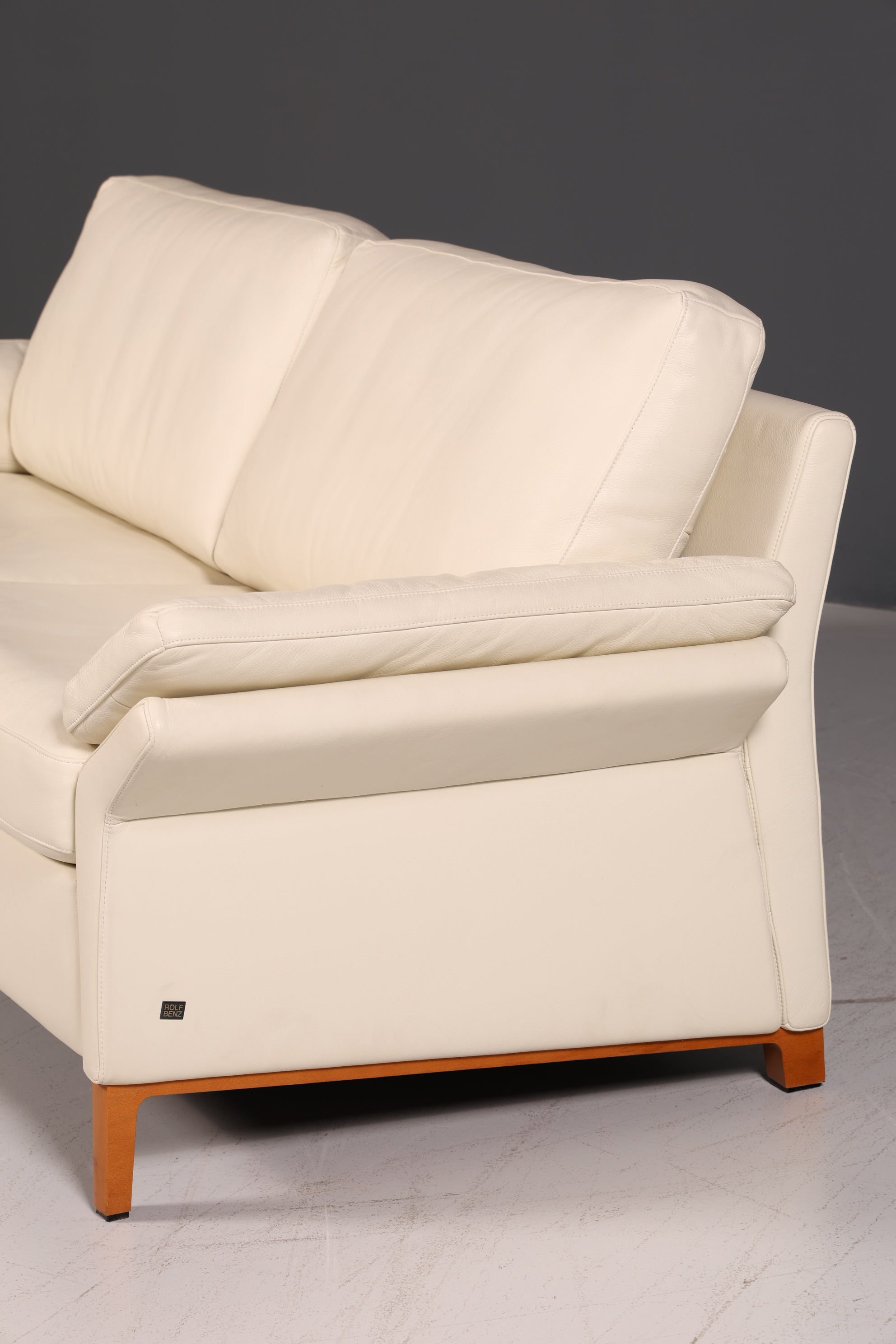 Wunderschönes Original Rolf Benz Sofa Modell 3300 Creme Echtleder 2-Sitzer Couch Designer Ledersofa