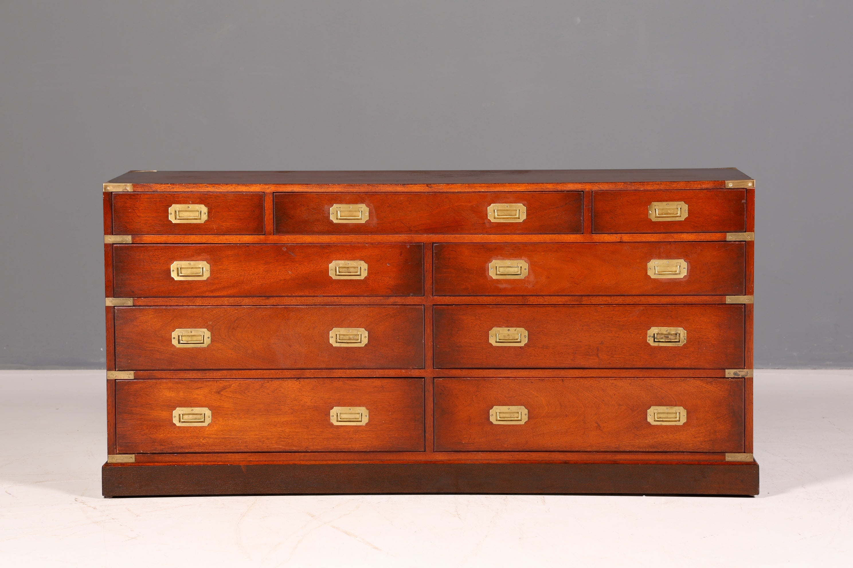 Traumhaftes Maritimes Sideboard Englische Military Chest Schiffskommode Antik Schrank Kolonial Vintage