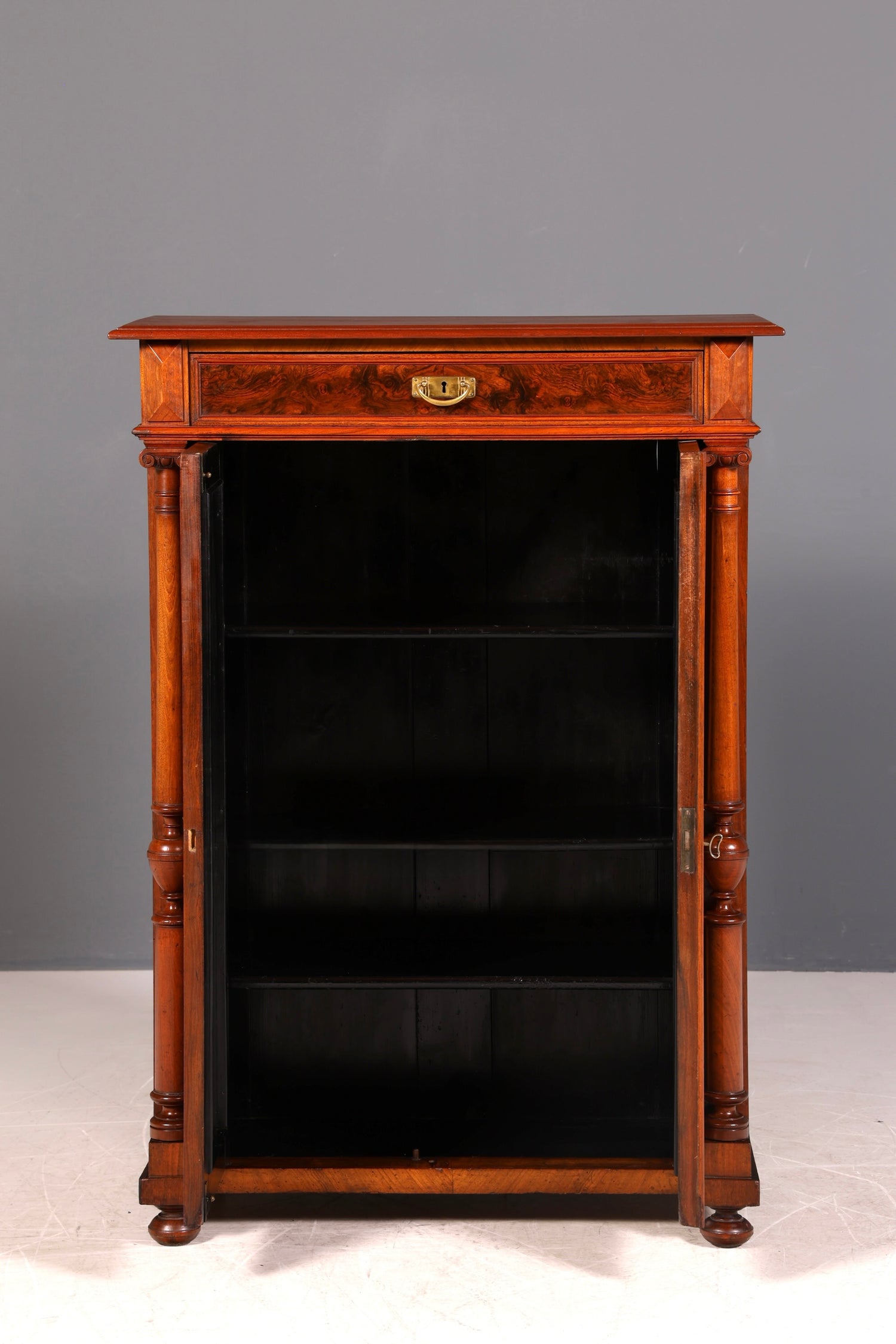 Traumhafter Gründerzeit Schrank Louis Philippe Vertiko Antik Highboard Kommode Dielenschrank