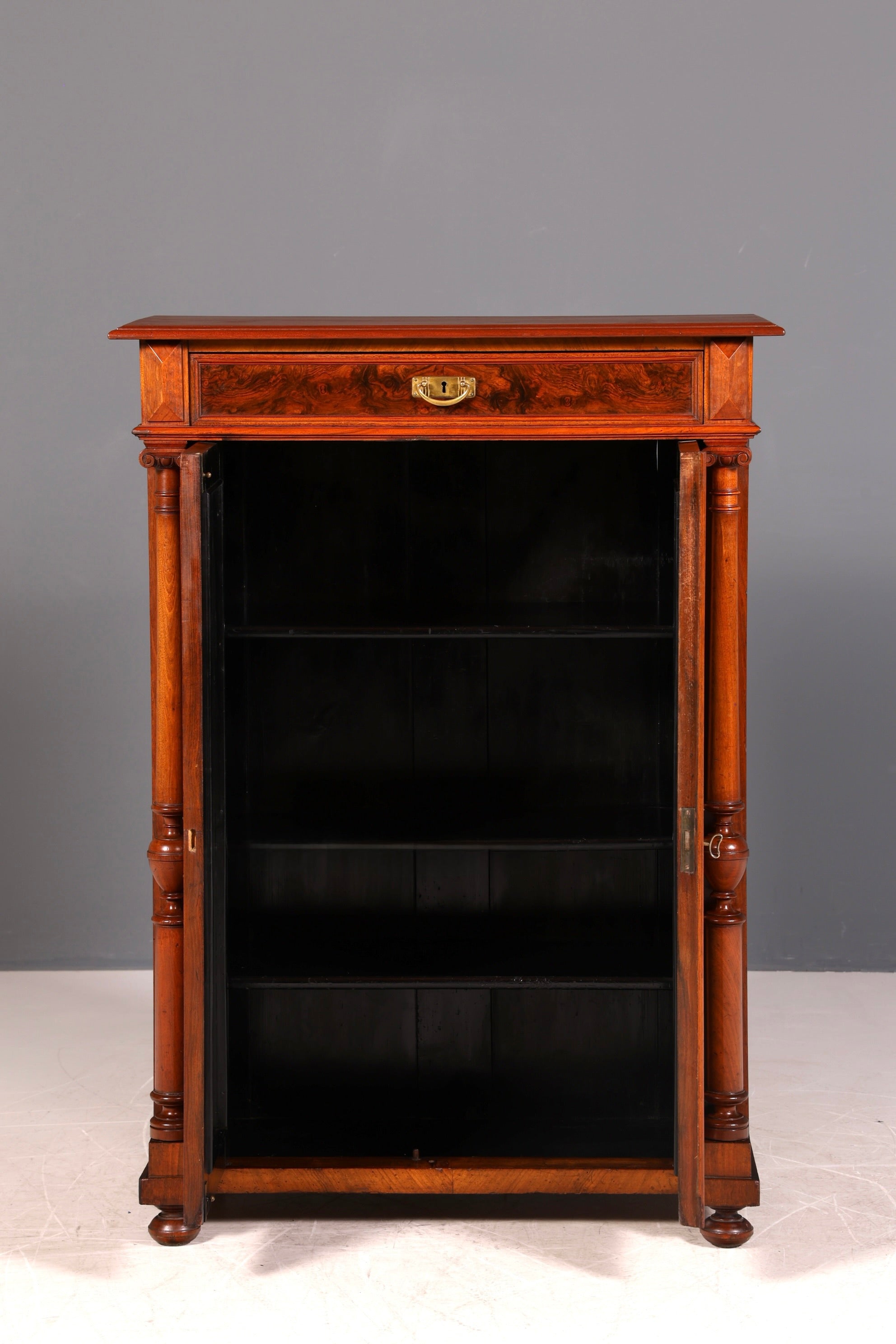 Traumhafter Gründerzeit Schrank Louis Philippe Vertiko Antik Highboard Kommode Dielenschrank