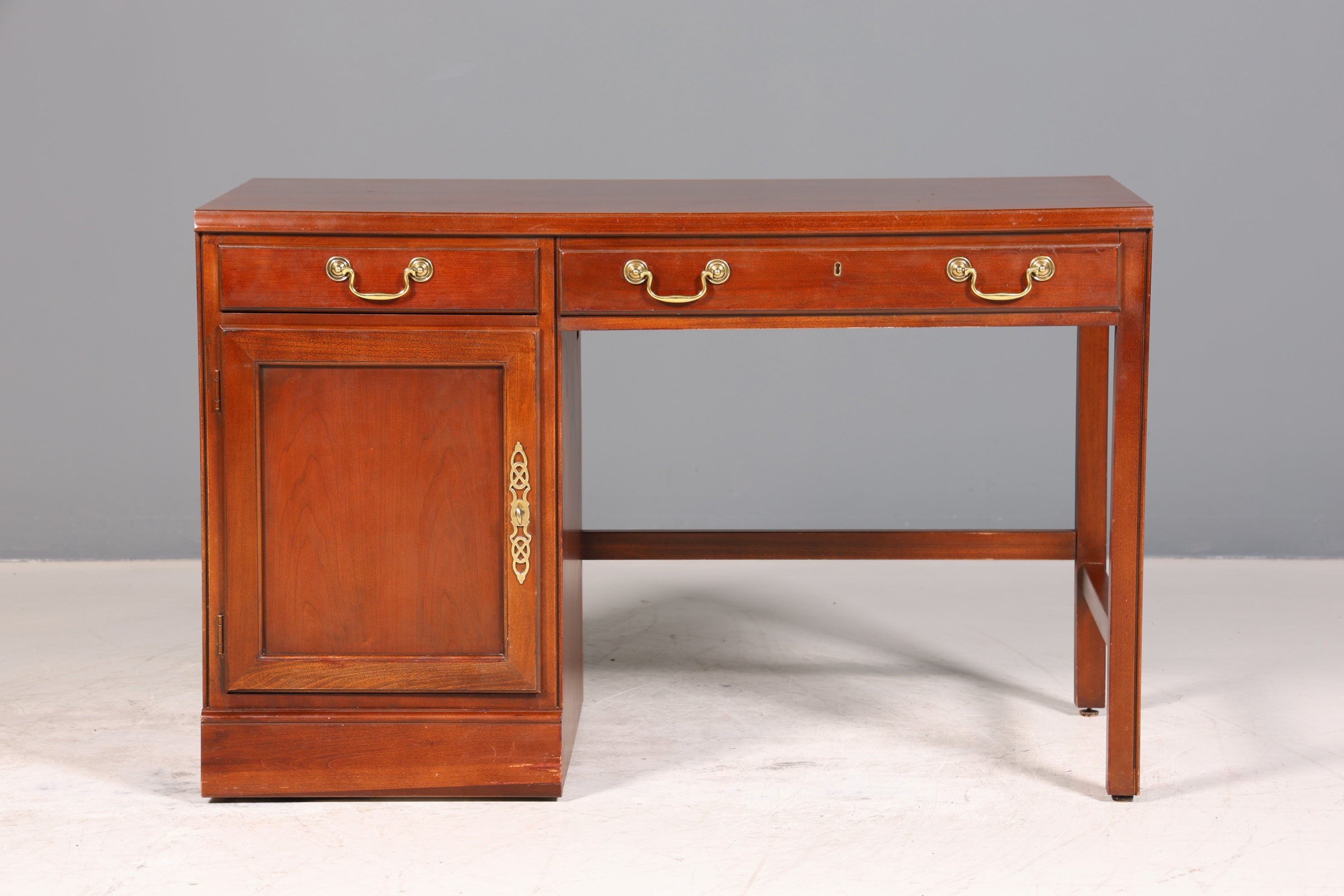 Wunderschöner Original Drexel Heritage Schreibtisch Antik Stil Bürotisch Office Table USA 1 von 2