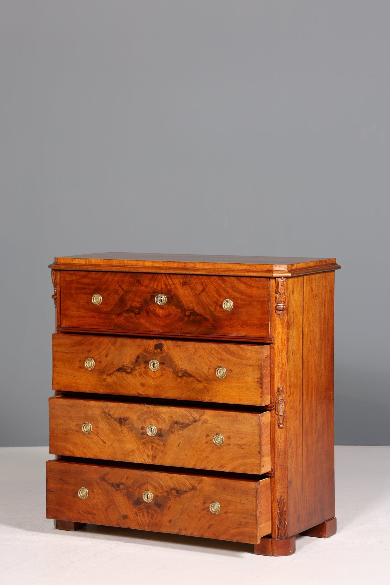 Beautiful Louis Philippe Secretary Vertiko Wilhelminian style walnut antique chest of drawers around 1880