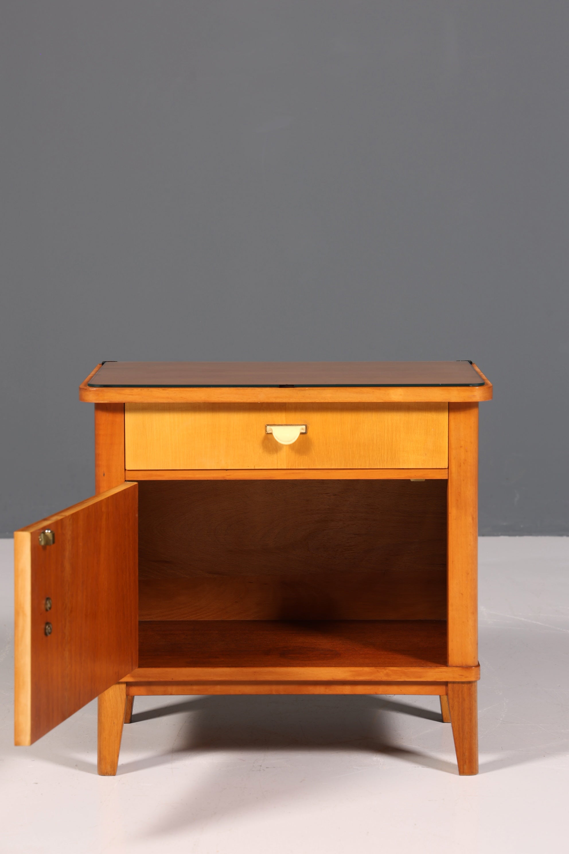 Wunderschöne Mid Century Kommode Vintage Nachttisch 60s Nightstand 1 von 2