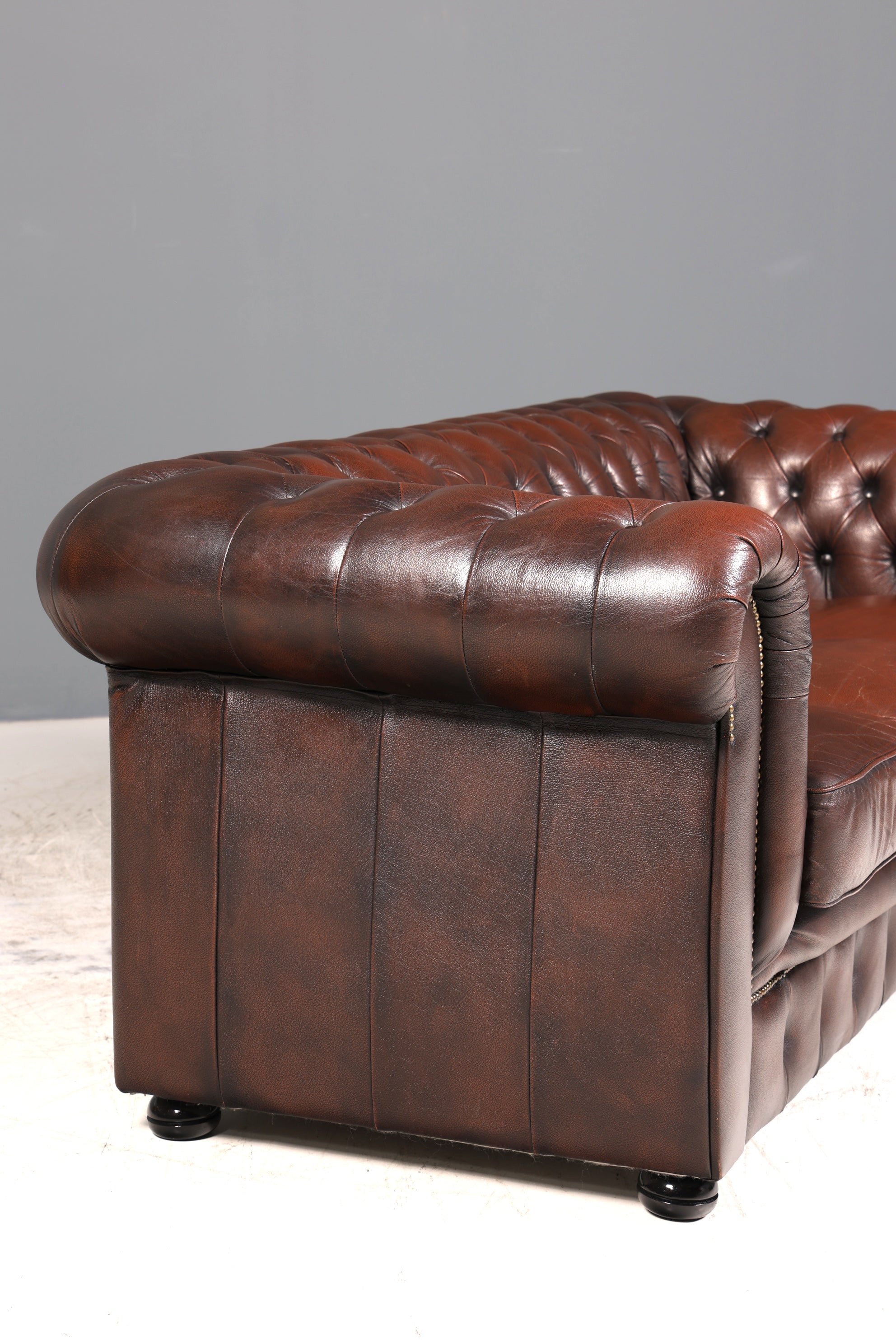 Wunderschönes Original Chesterfield Sofa 3- Sitzer echt Leder Couch Englisch